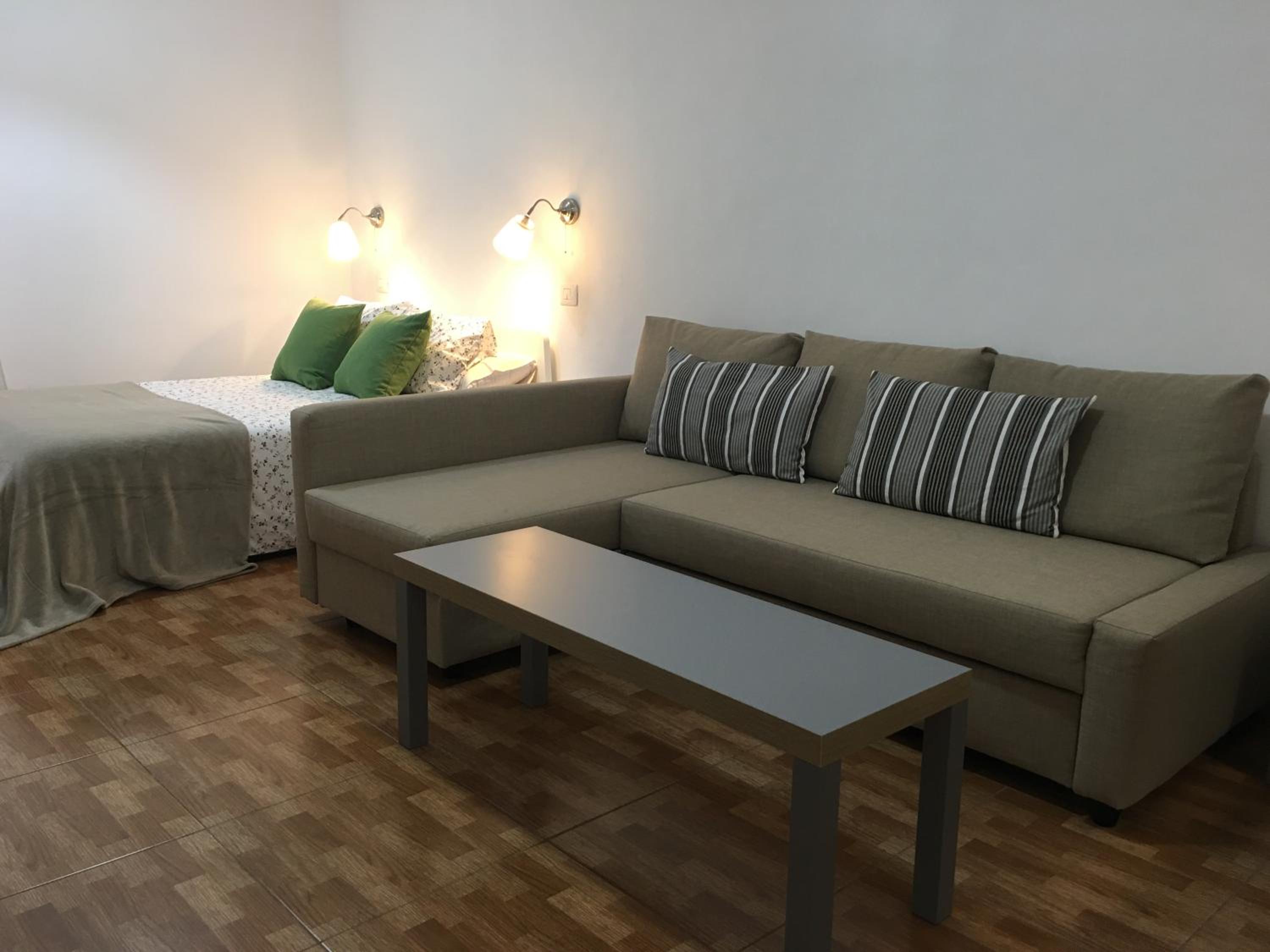 Studio Apartment - Photo 9