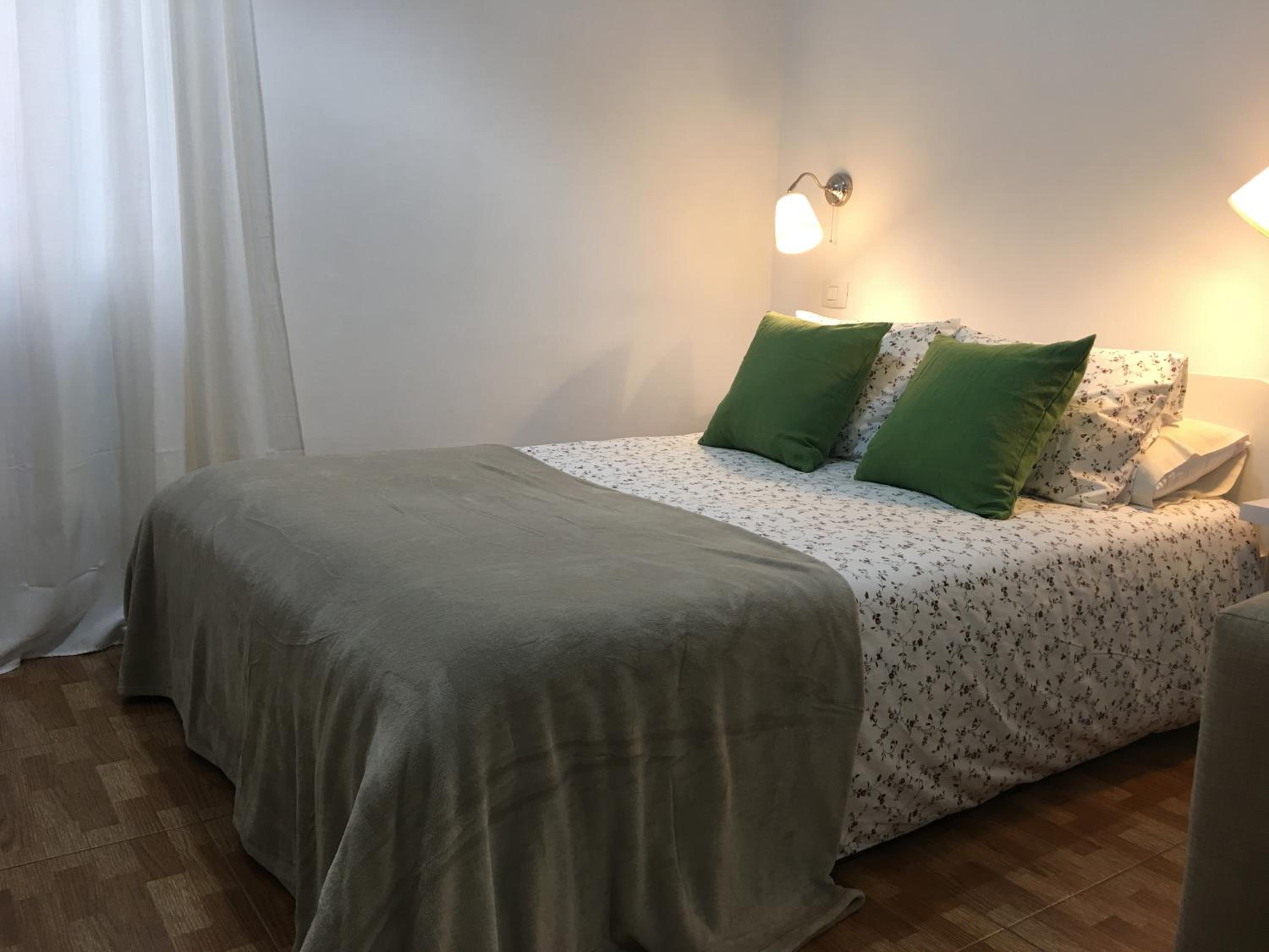Studio Apartment - Photo 8