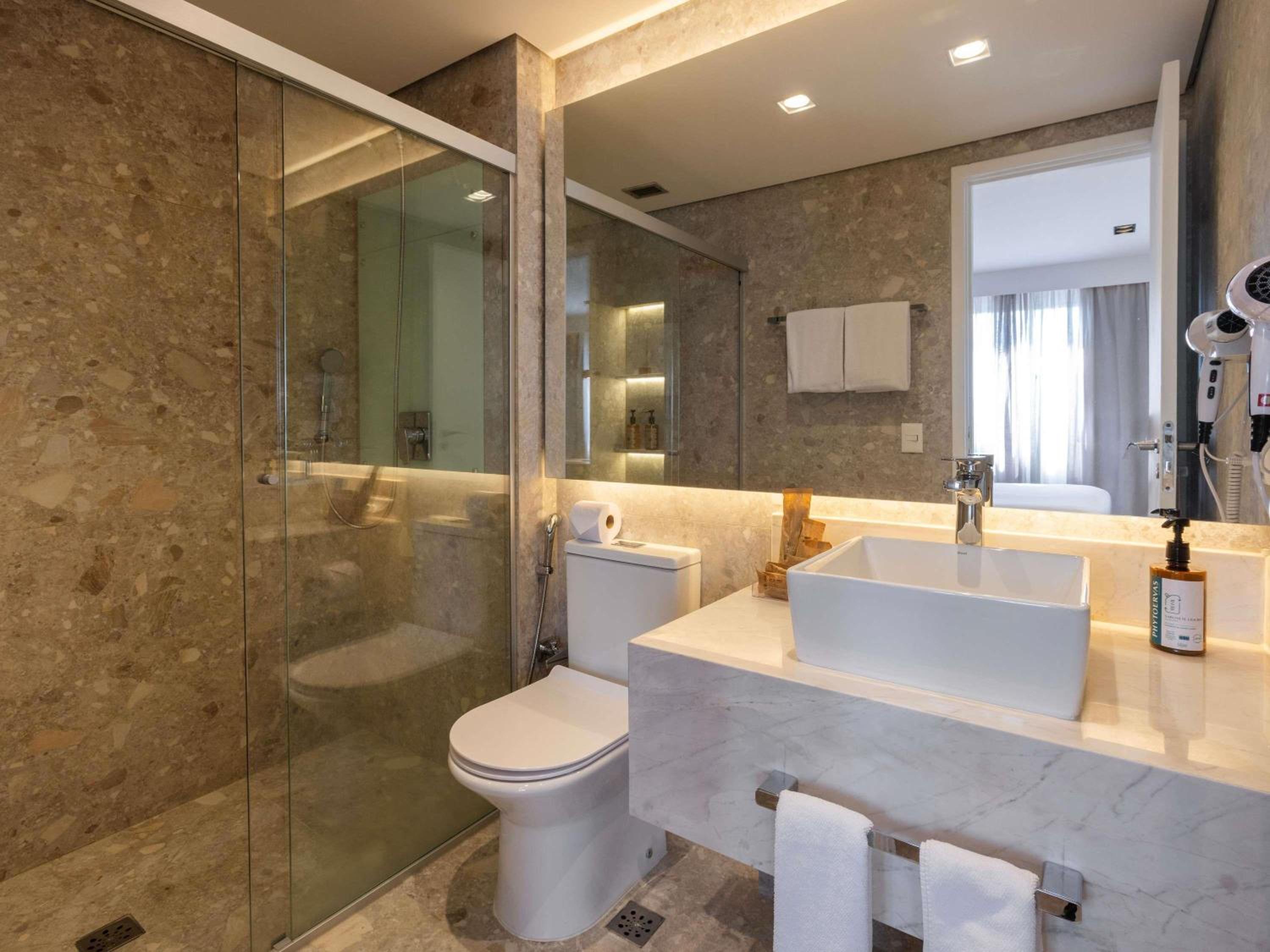 Executive Suite with One Double Bed