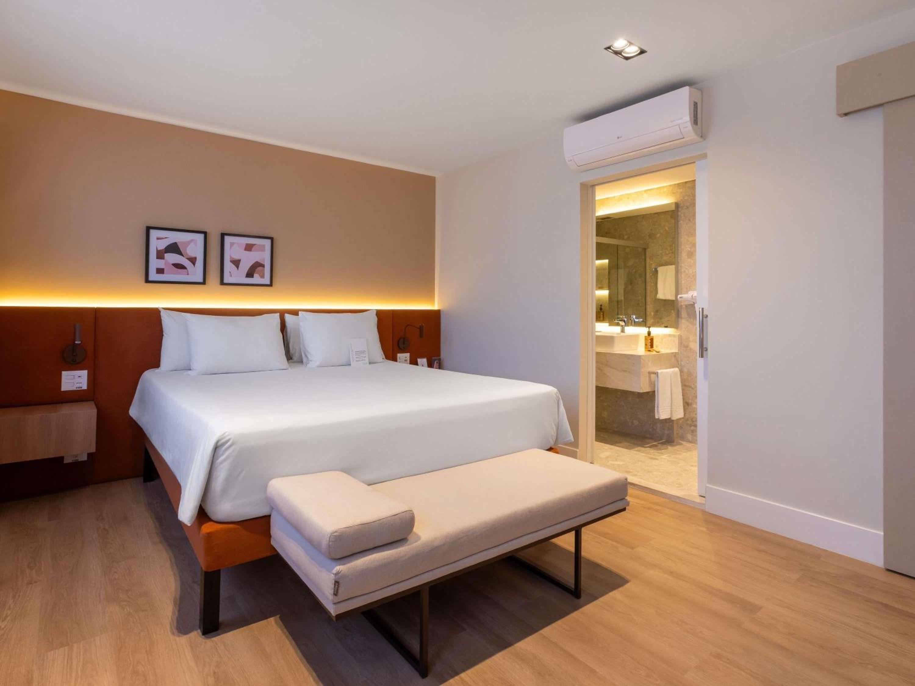 Executive Suite with One Double Bed