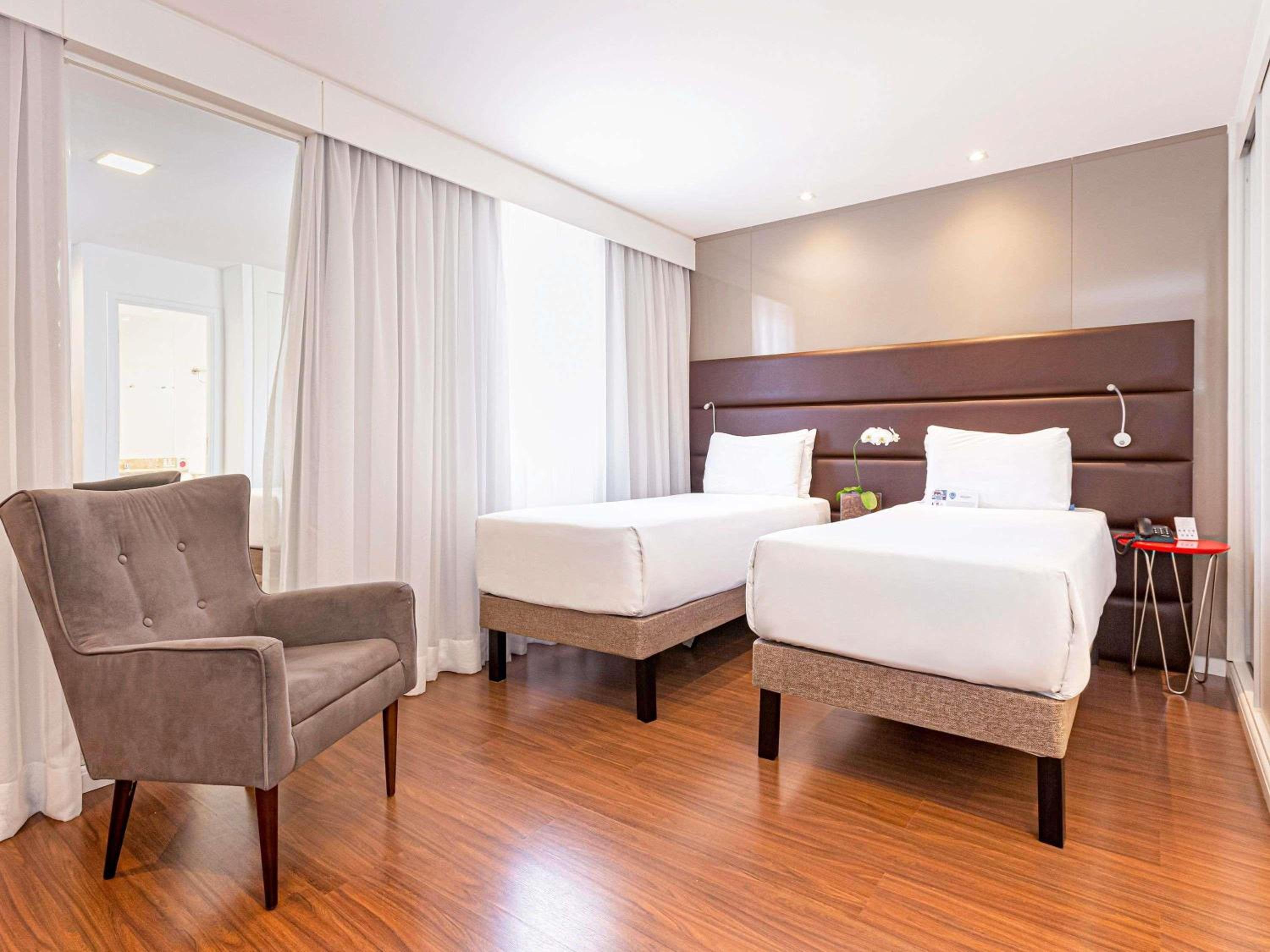 Junior Twin Suite with Sofa Bed