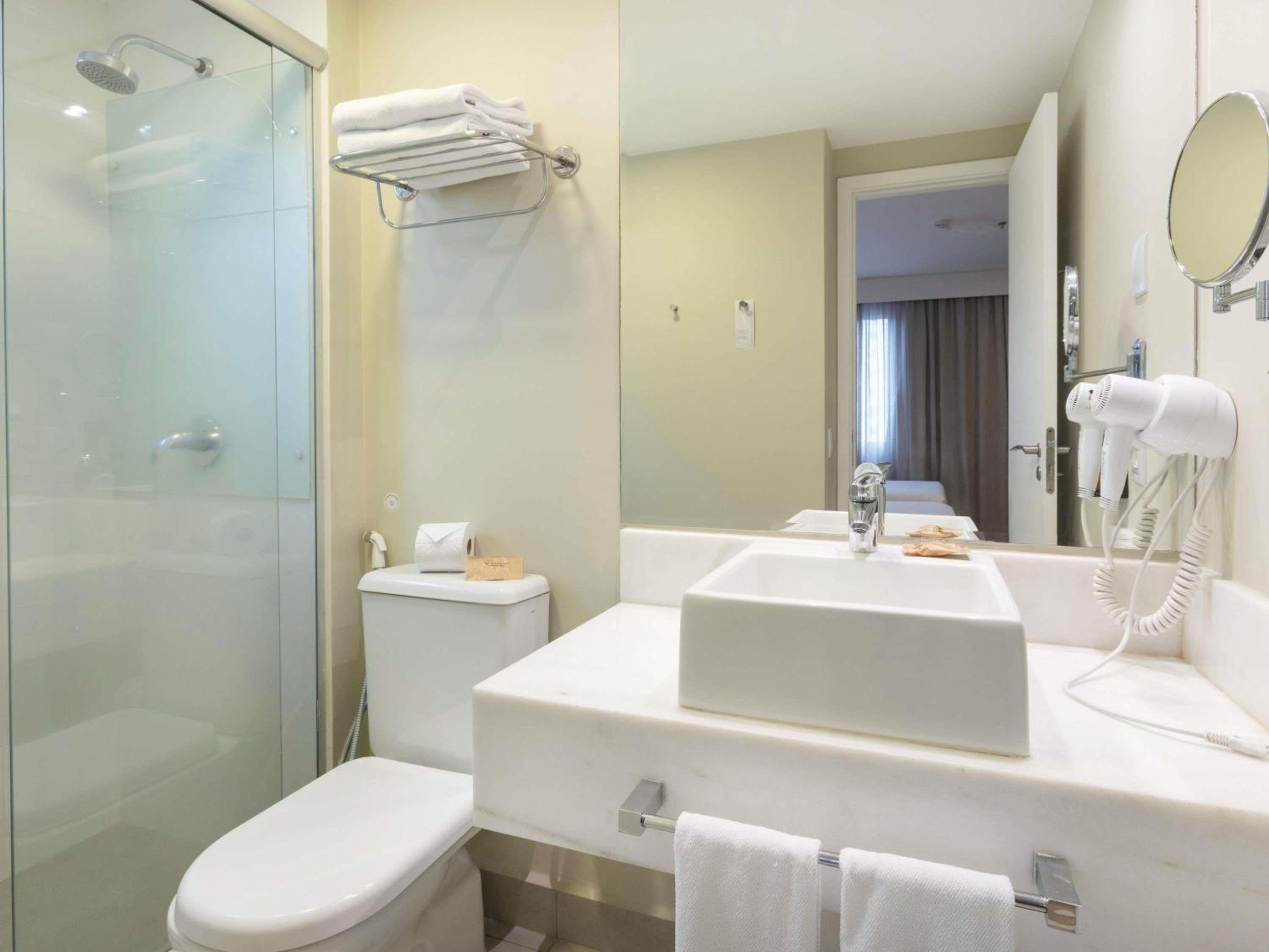 Junior Twin Suite with Sofa Bed