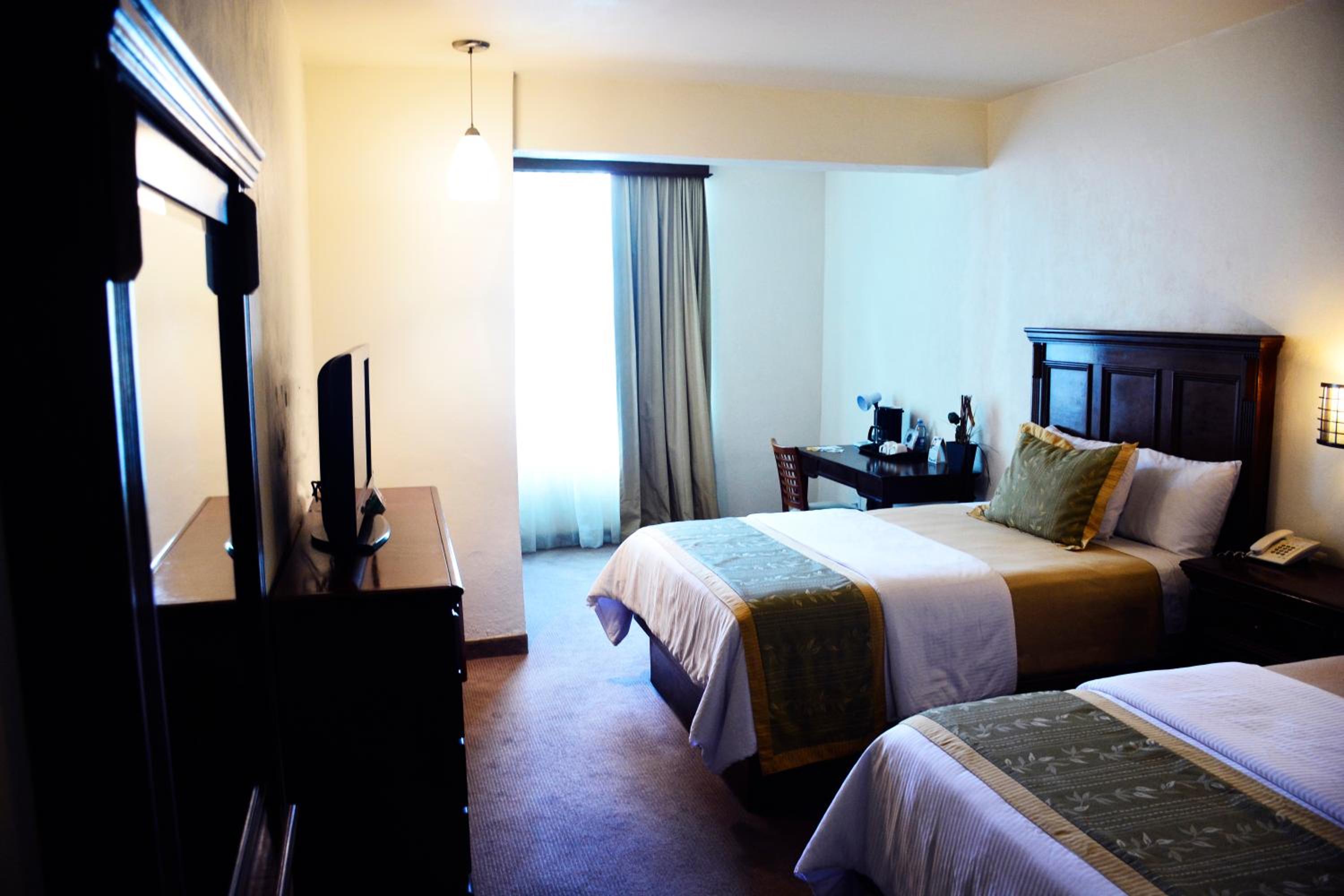 Double Room with Two Double Beds photo 2
