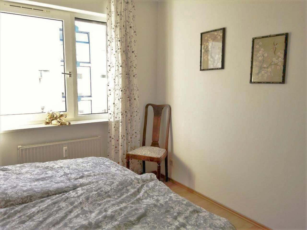 Apartment with Balcony photo 2