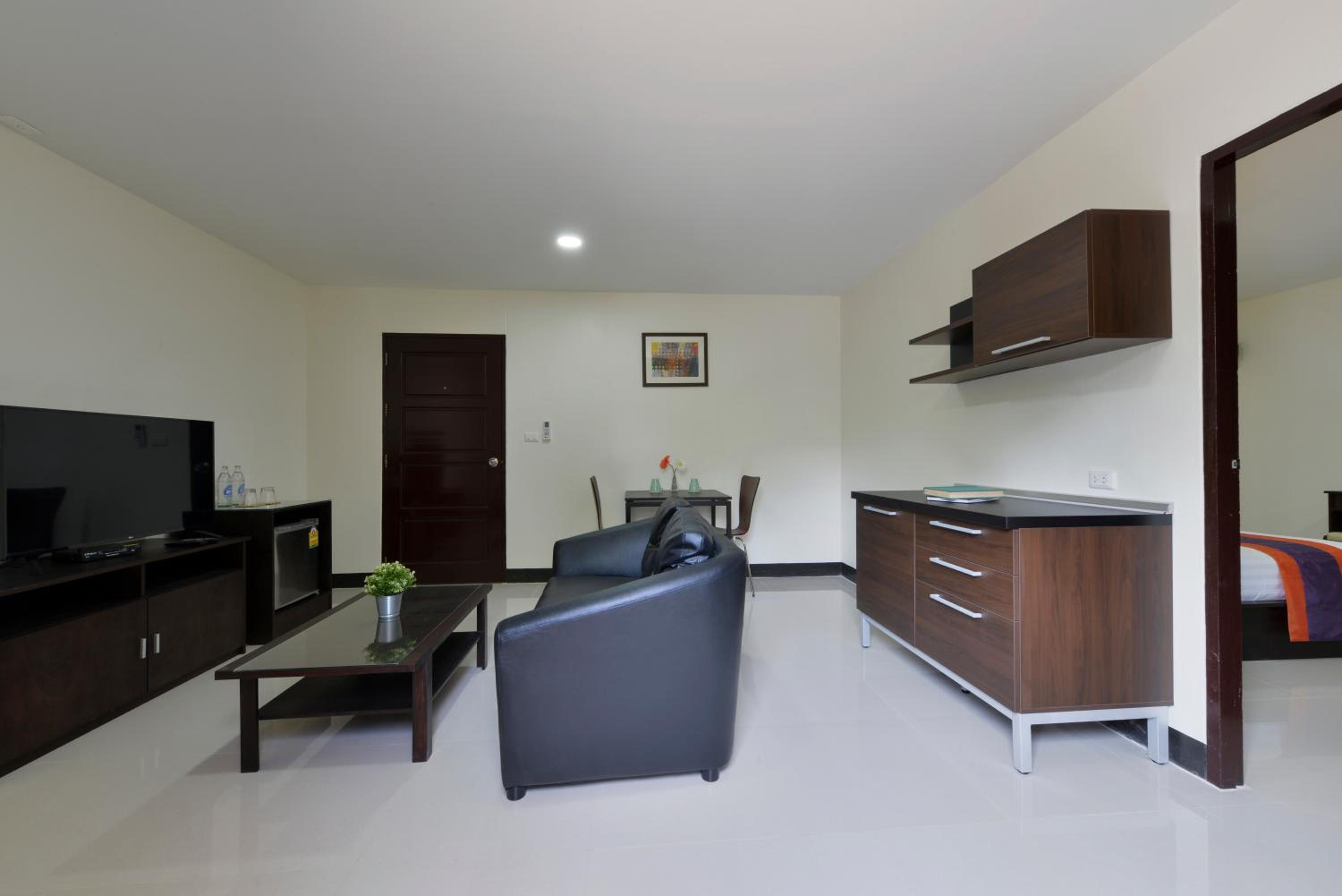 Deluxe Suite photo 2