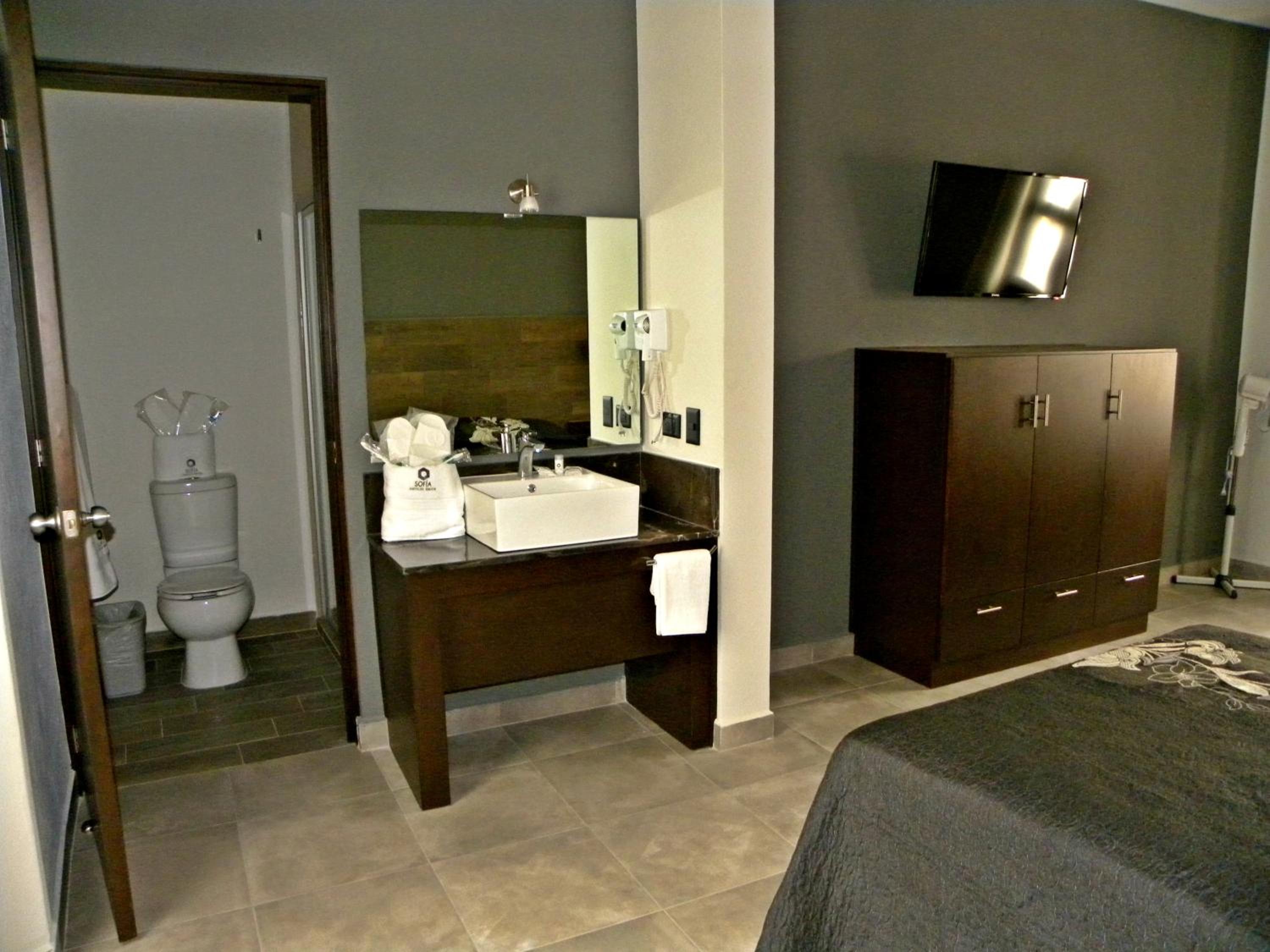 Double Room photo 3