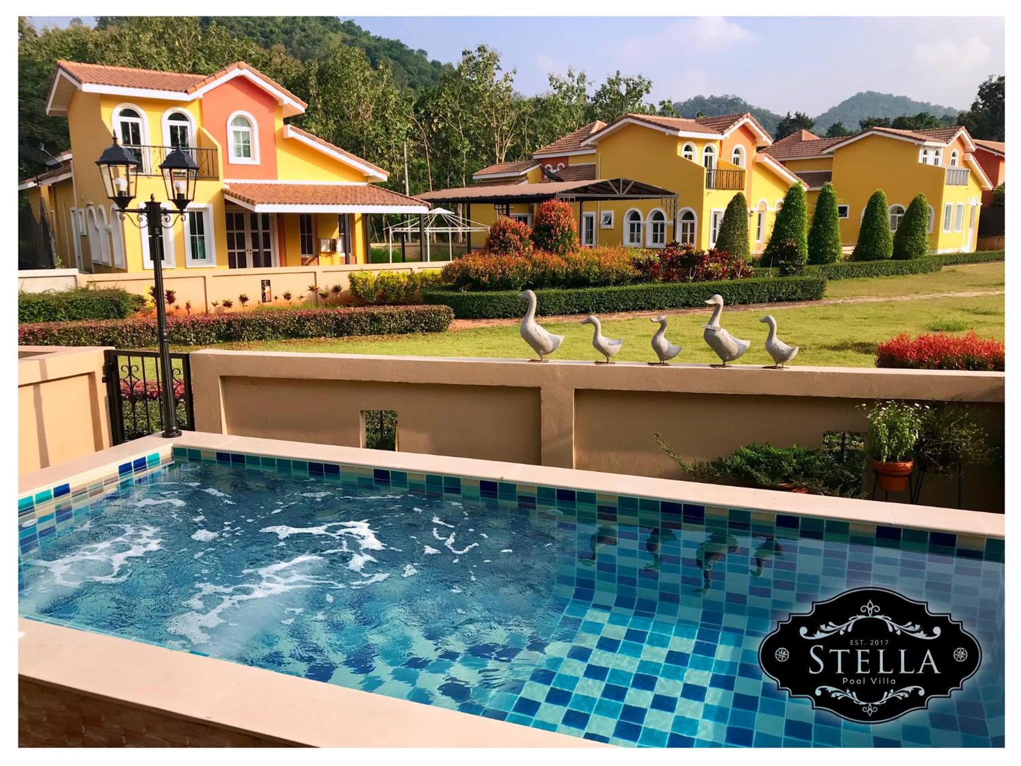 Villa with Private Pool - Photo 10