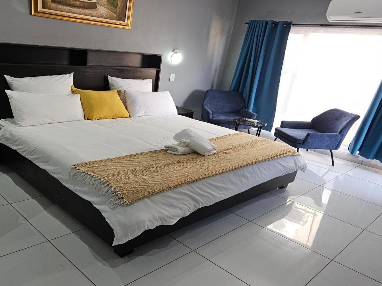 Double Room photo 3