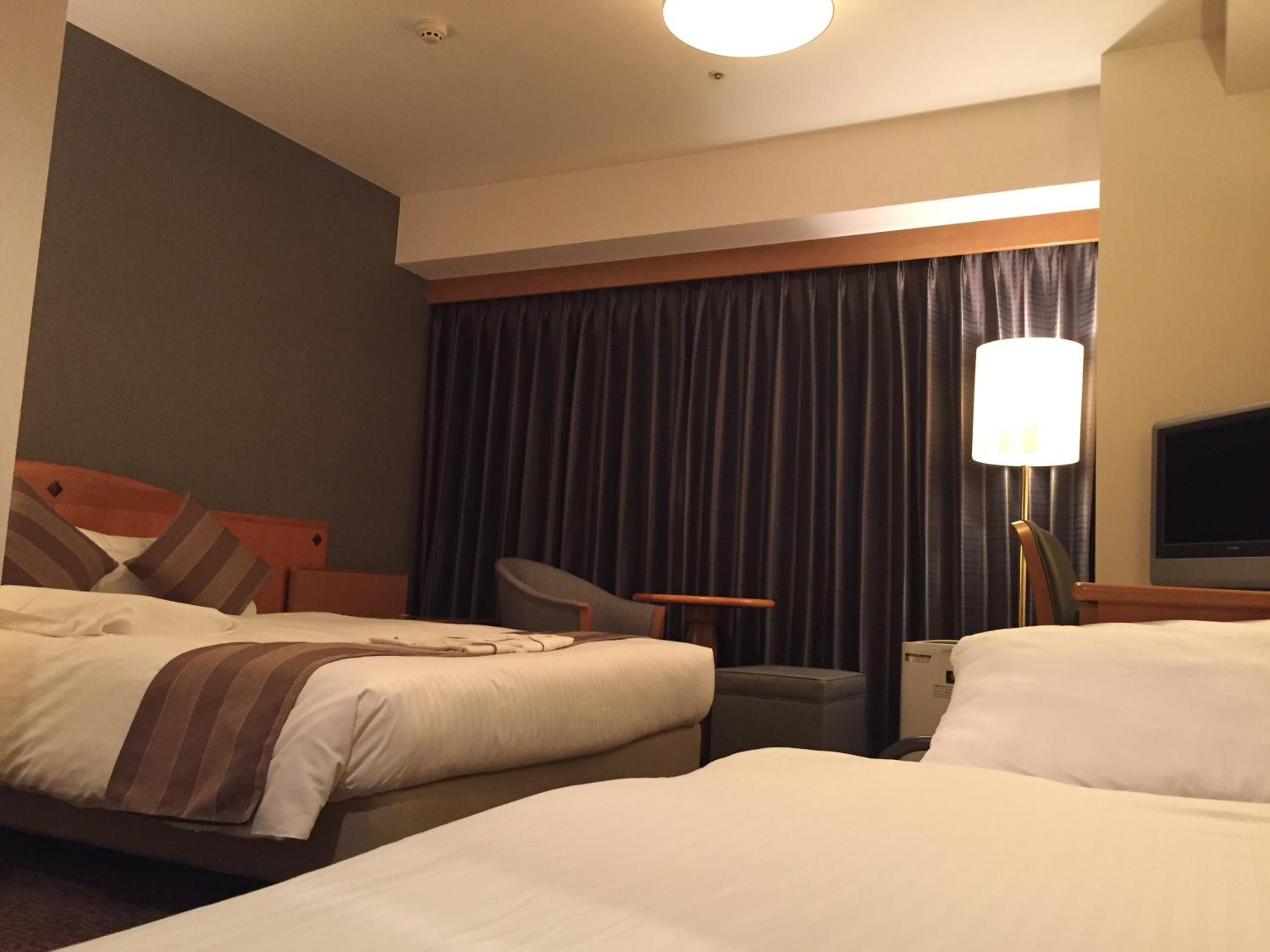 Double Room with Extra Bed (3 Adults) - Non-Smoking - Photo 2