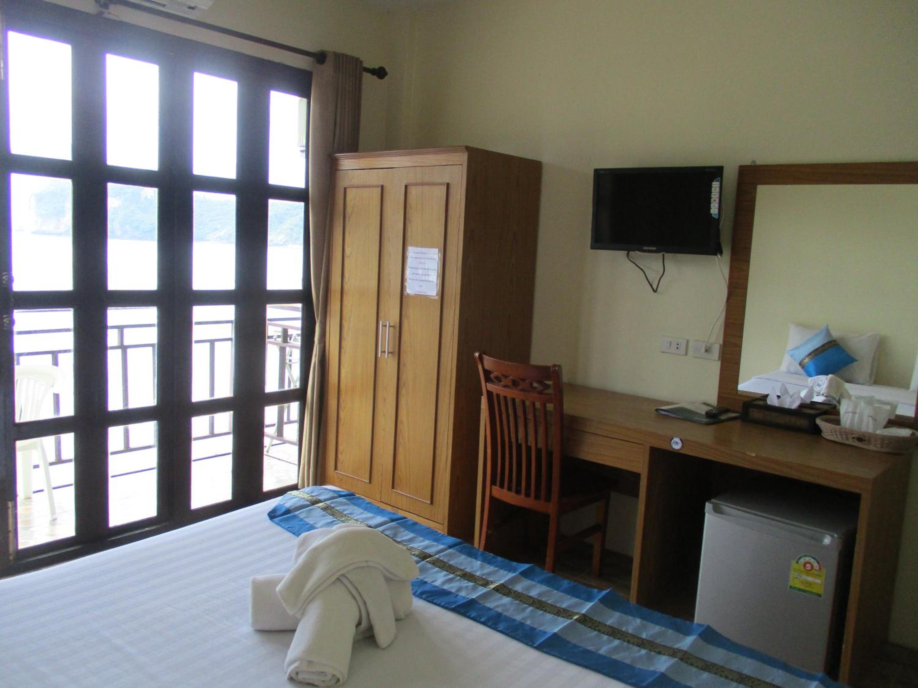 Standard Double Room with Sea View - Photo 21