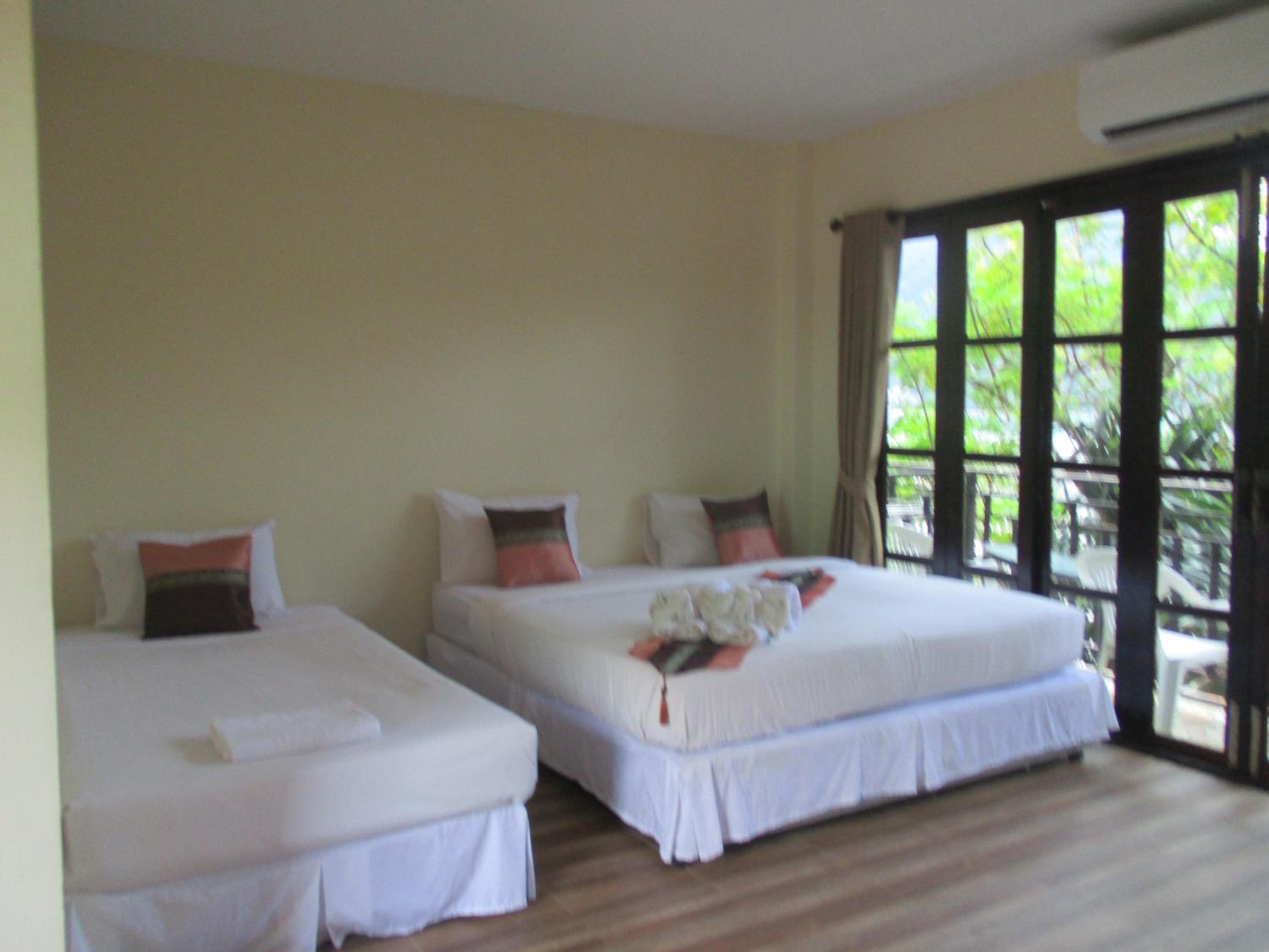 Superior Triple Room - Photo 2
