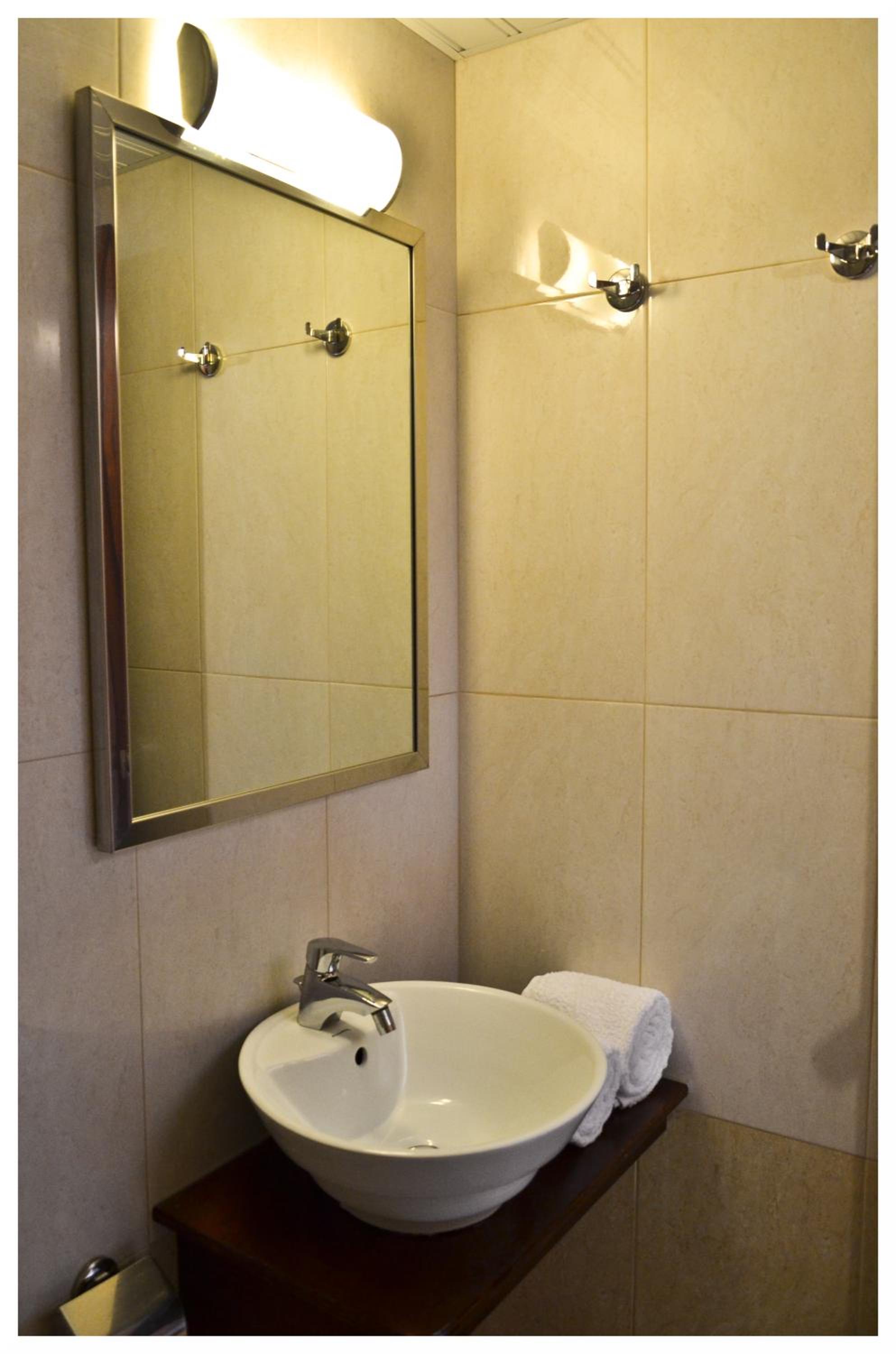Double Room - Photo 7