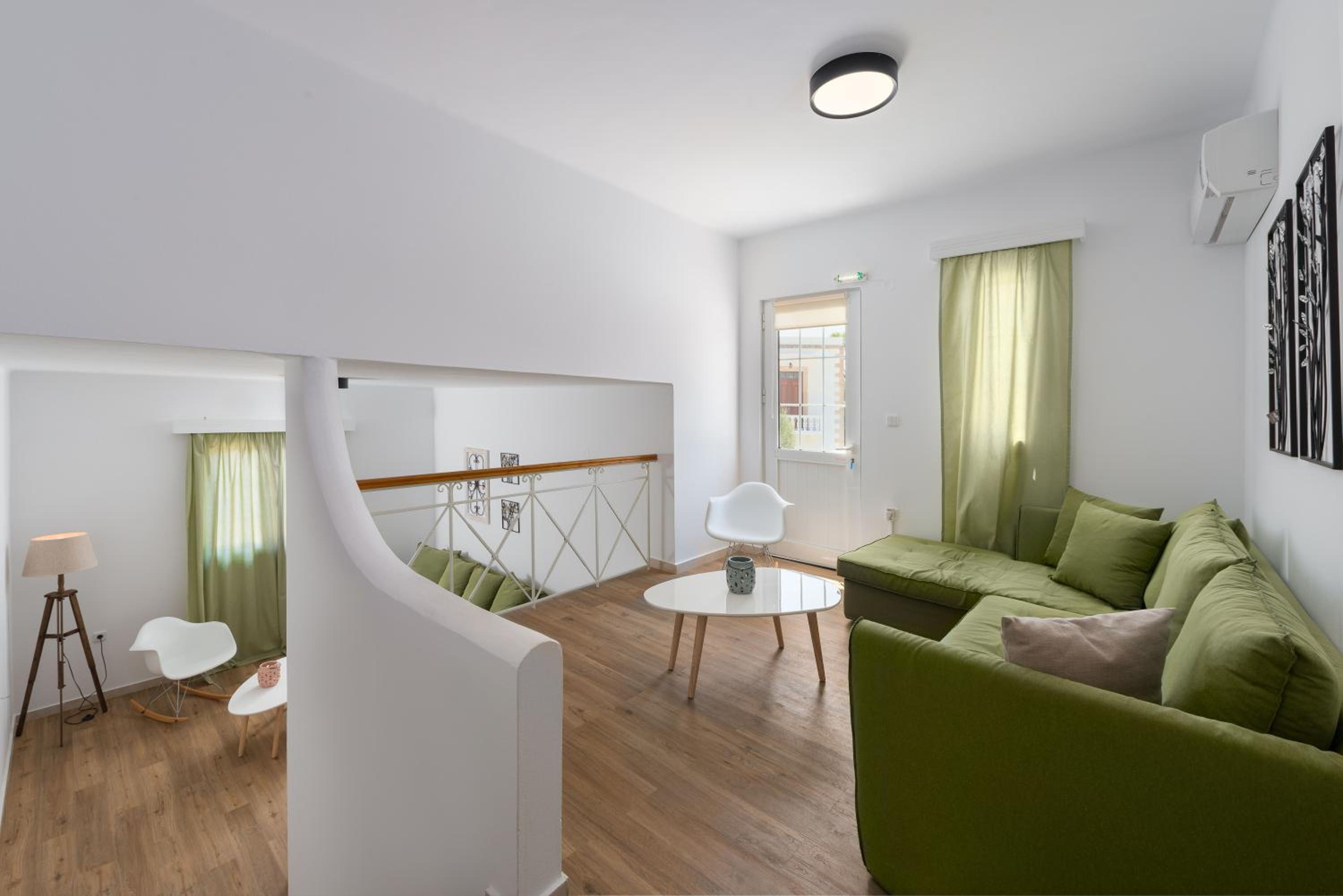 Two-Bedroom House photo 2