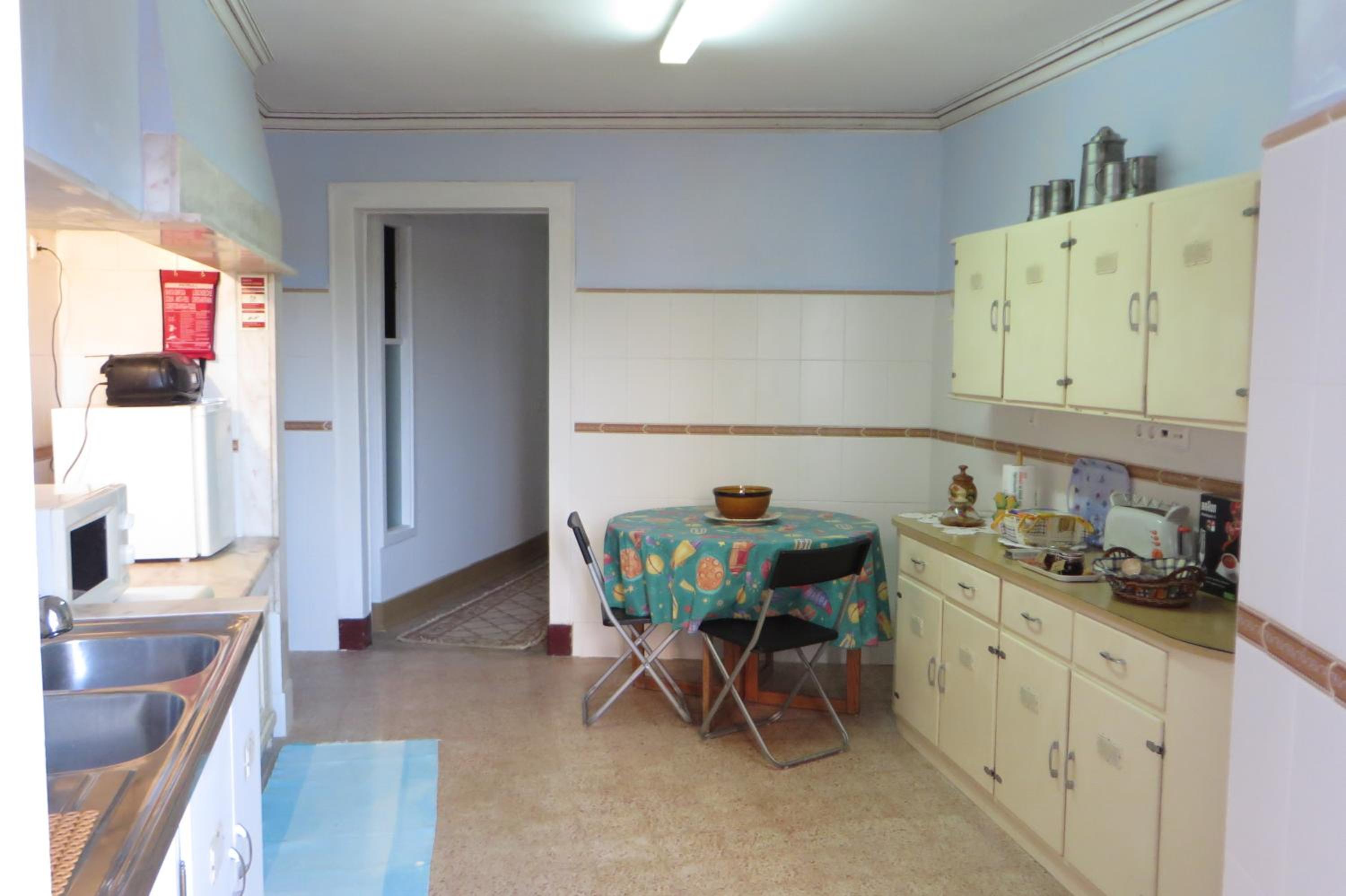 Double or Twin Room with Shared Bathroom photo 2