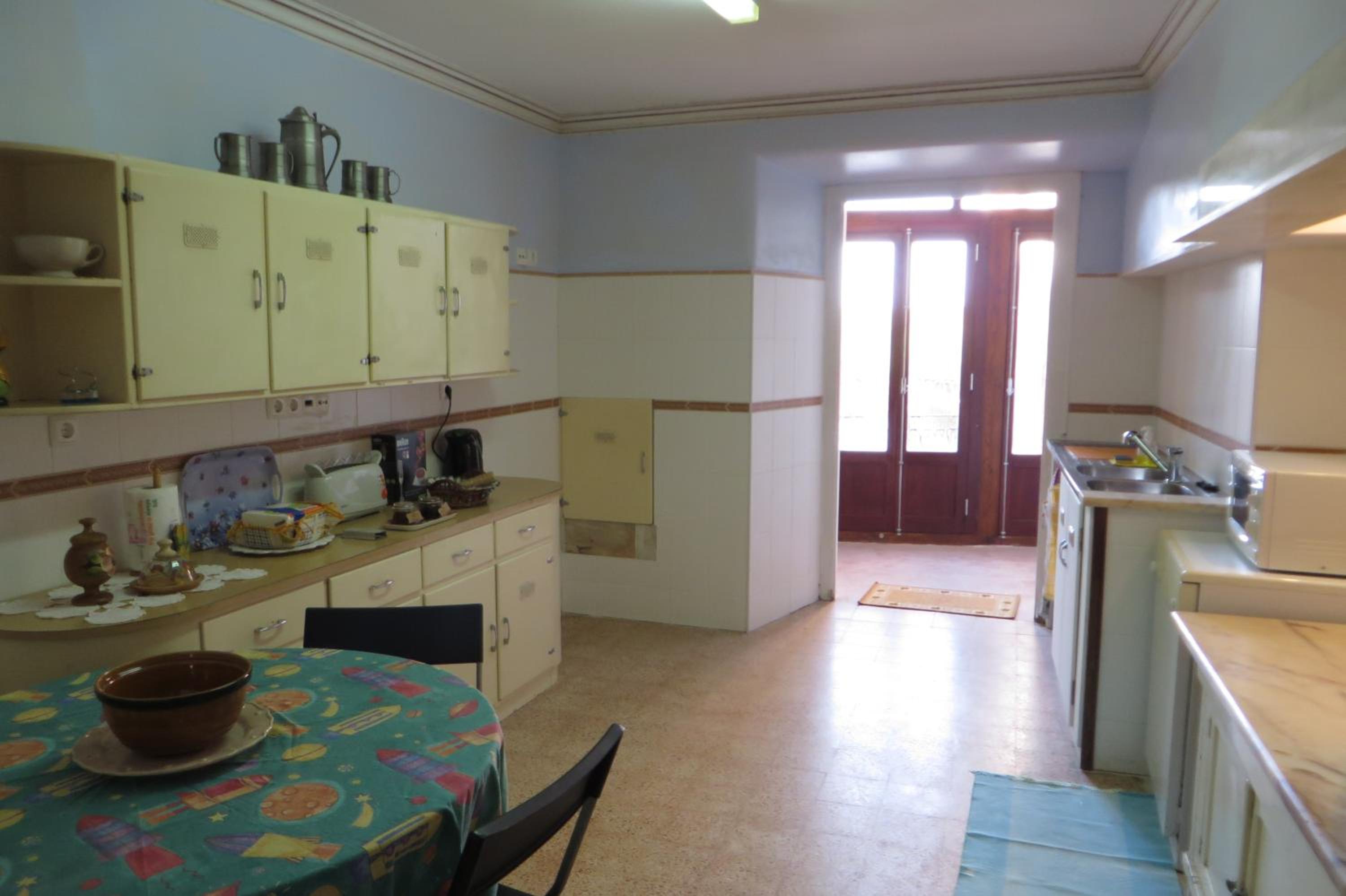Double or Twin Room with Shared Bathroom photo 3