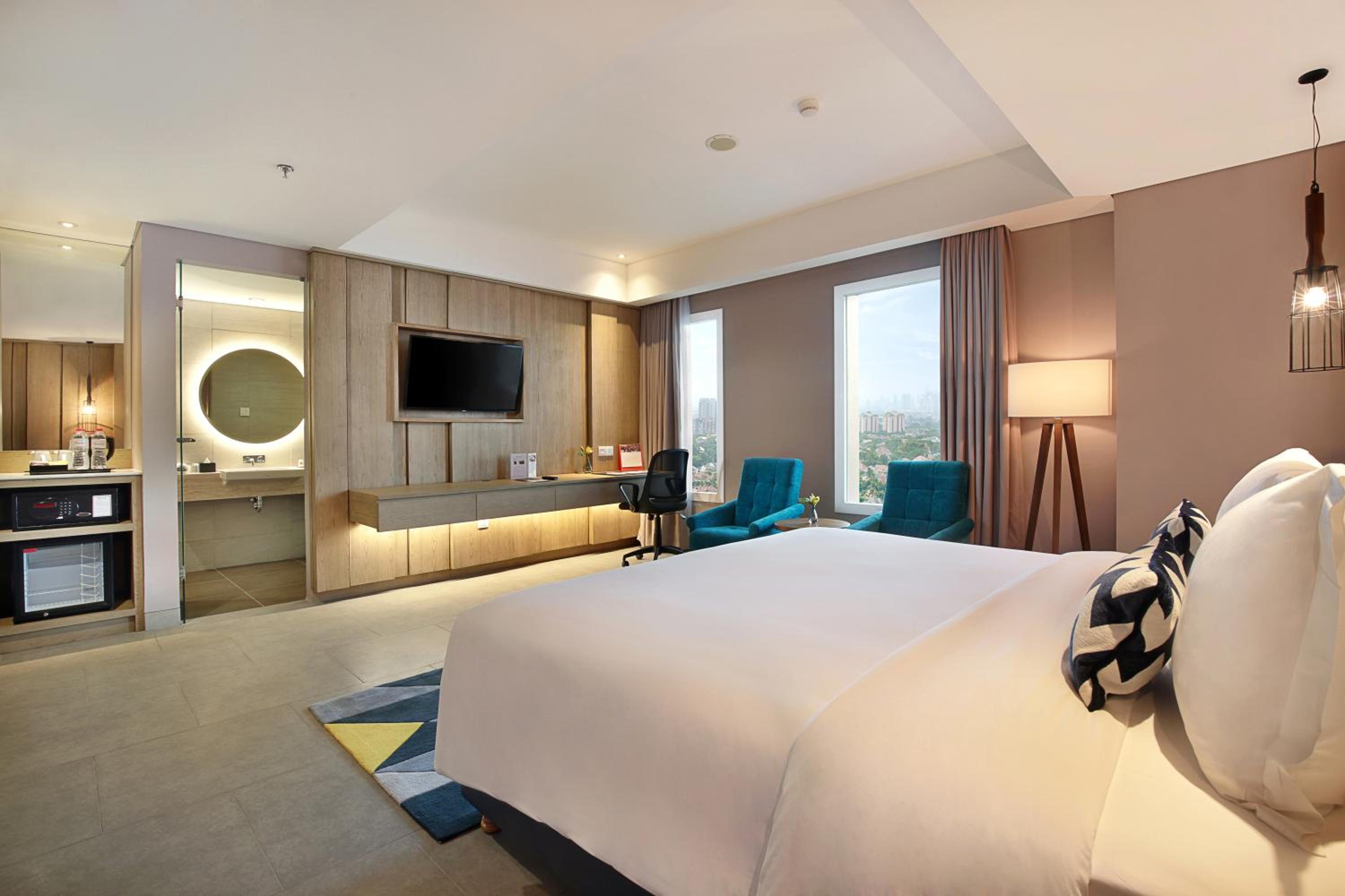 Business Suite photo 2