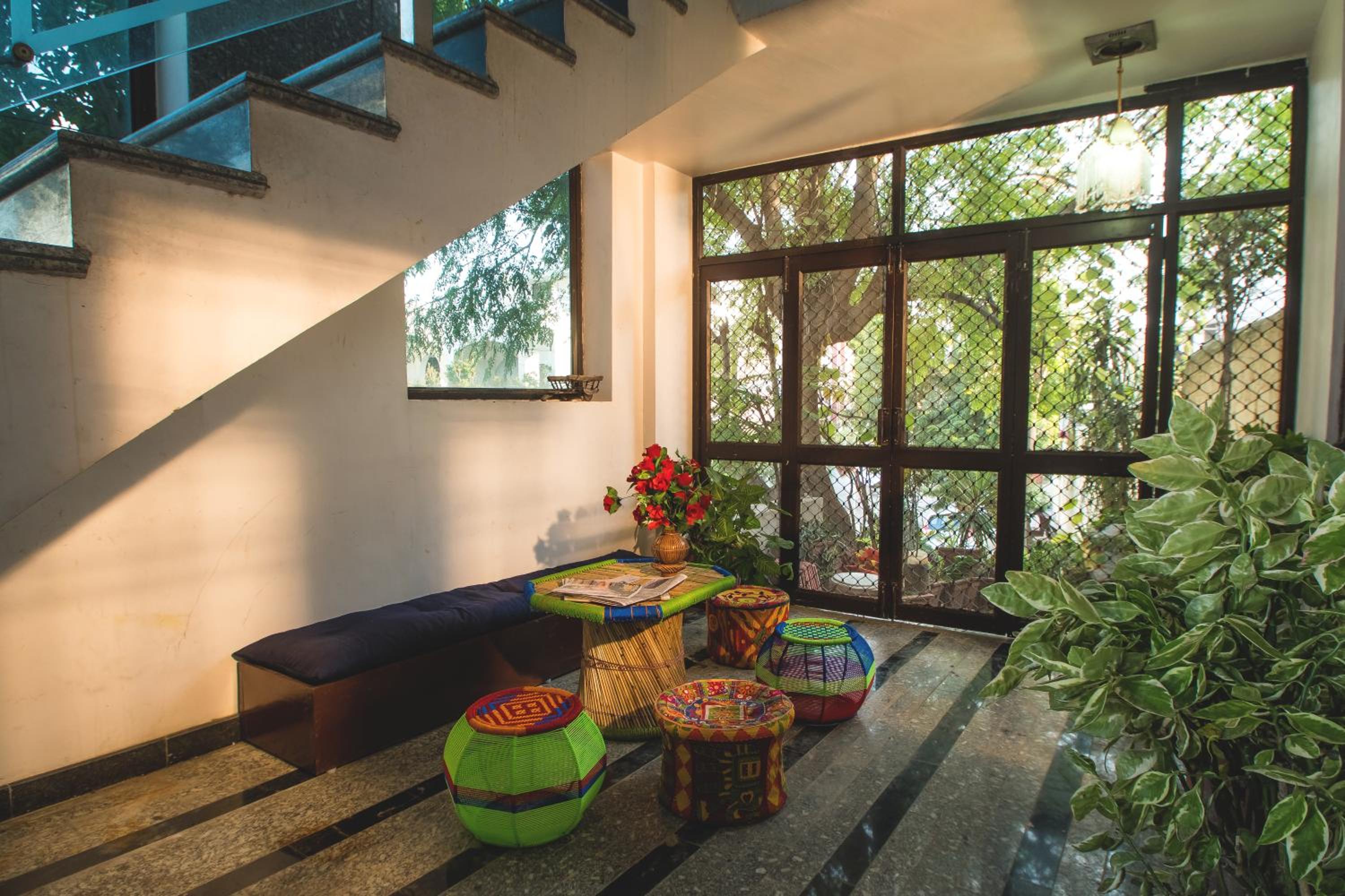 Double Room with Patio - Photo 5