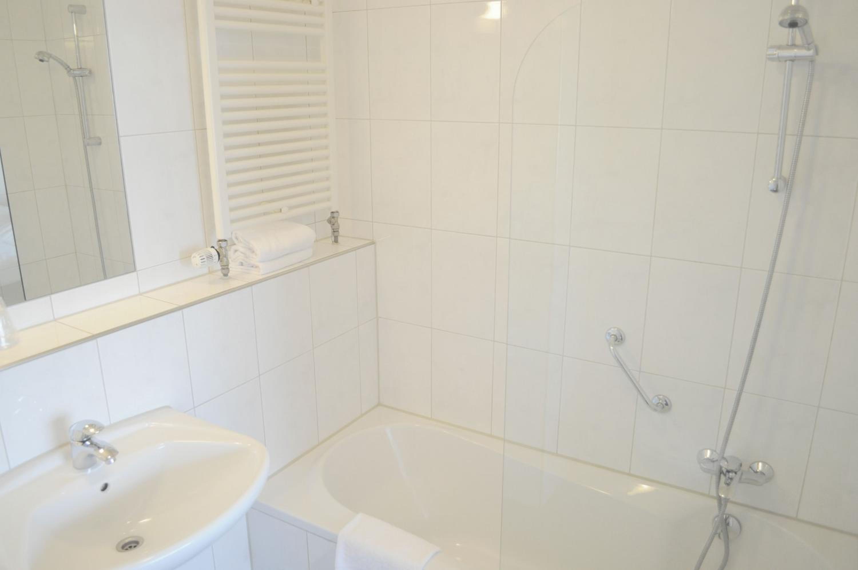 Standaard kamer met 2 aparte bedden – achterzijde hotel photo 2