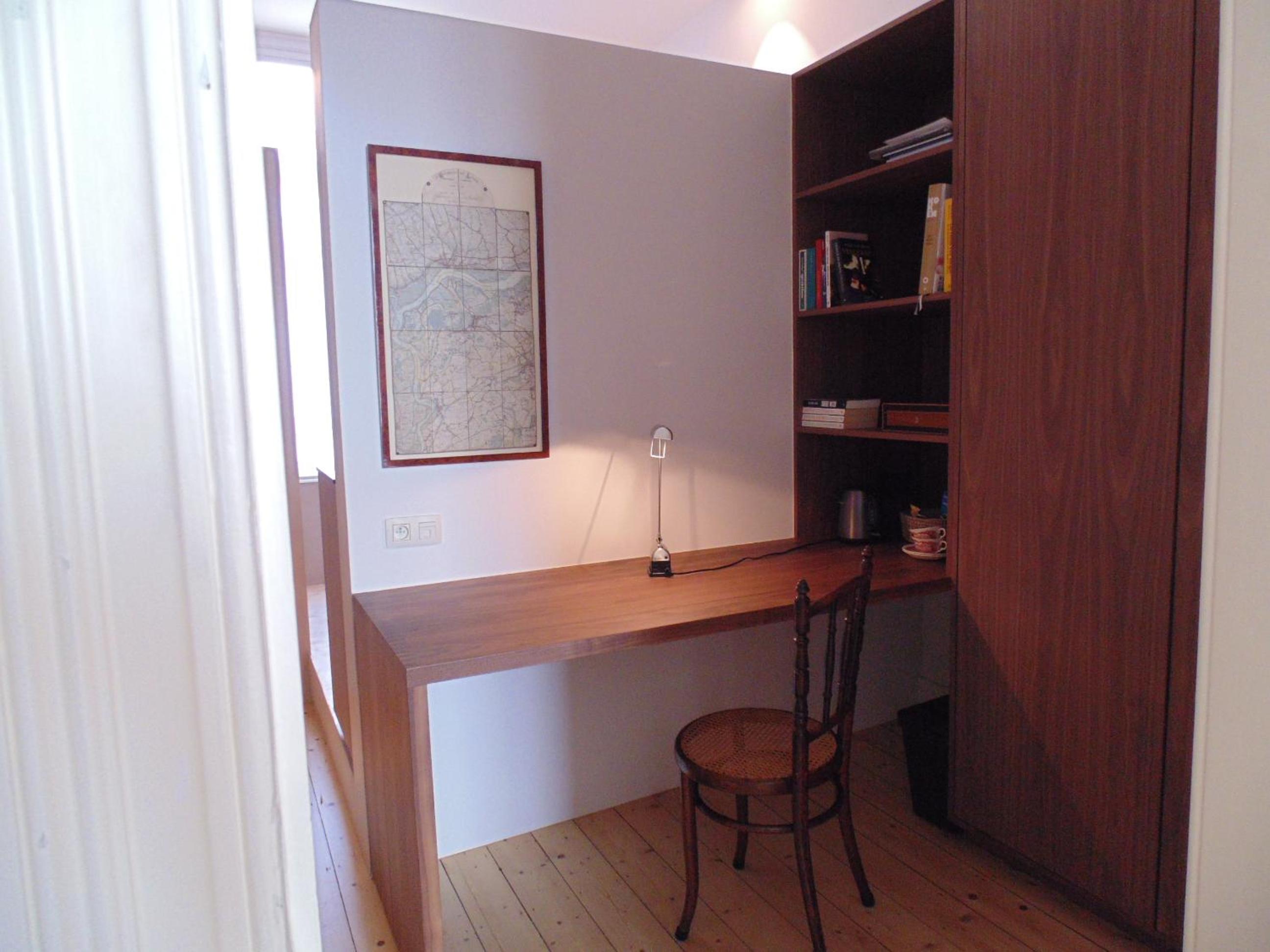 Deluxe King Room photo 1