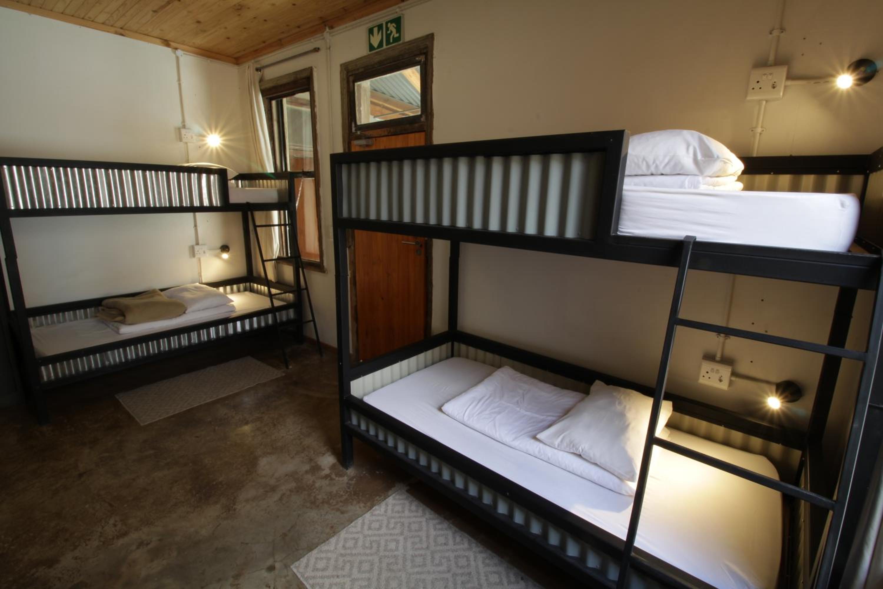 Bed In 6-Bed Mixed Dormitory Room photo 2