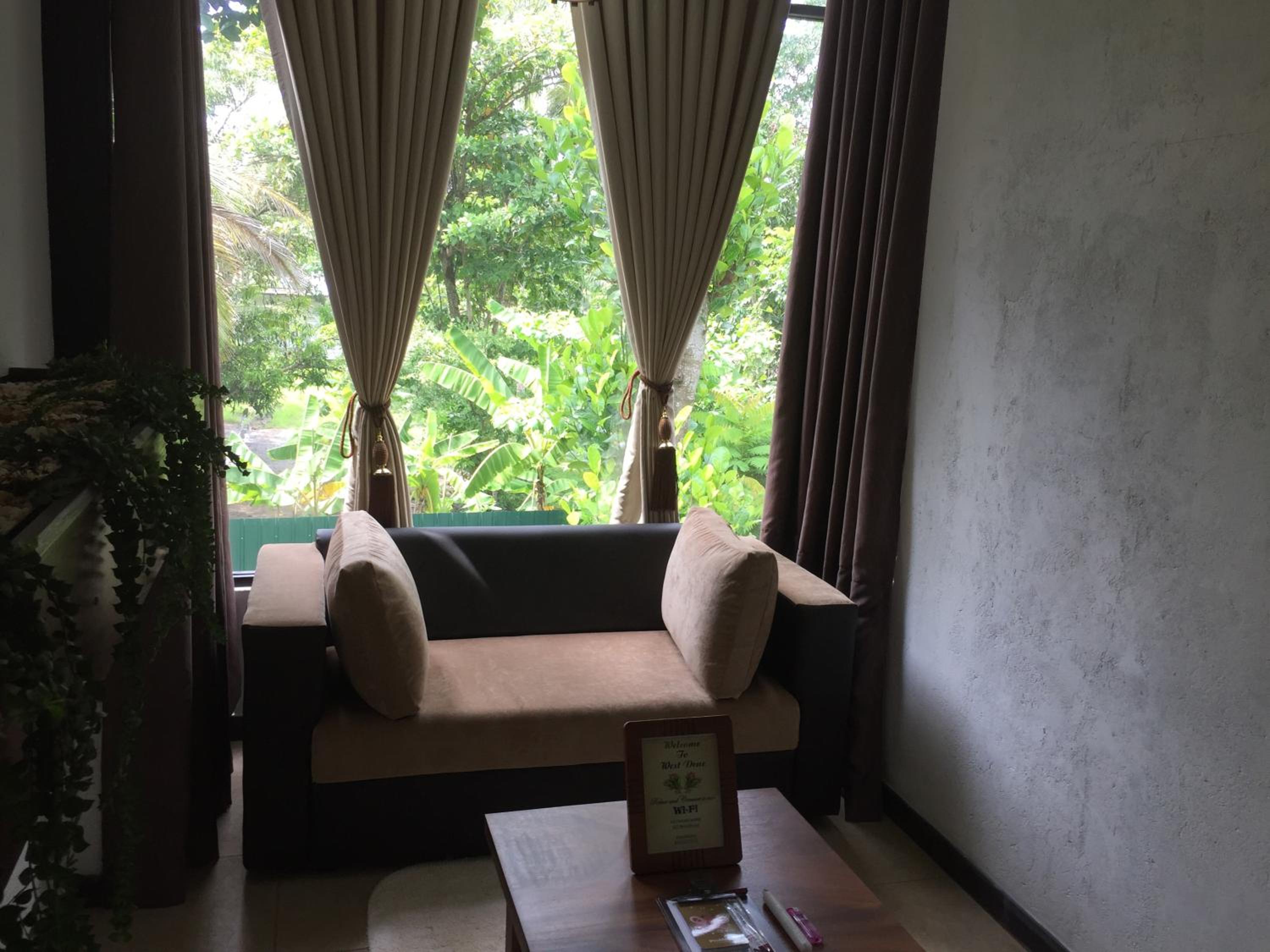 Deluxe Double Room With Balcony photo 3