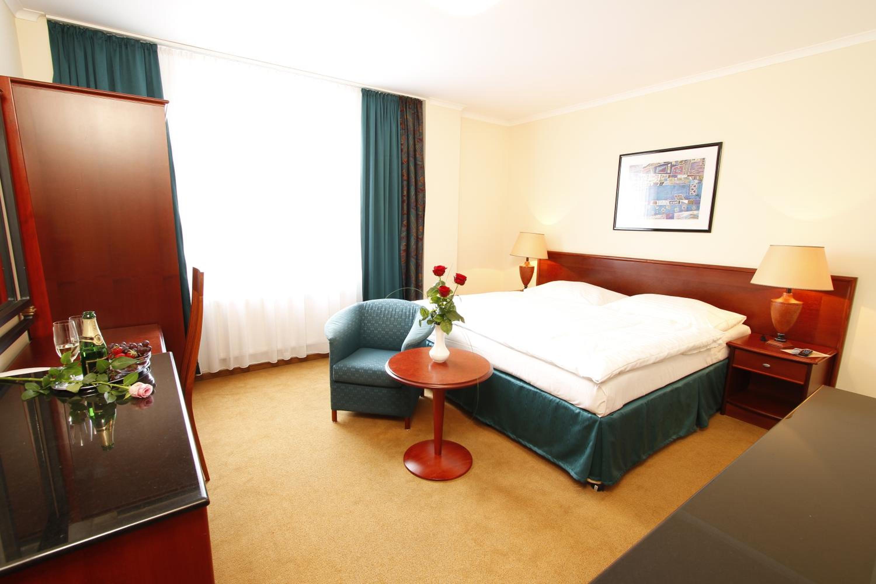 Standard Single Room