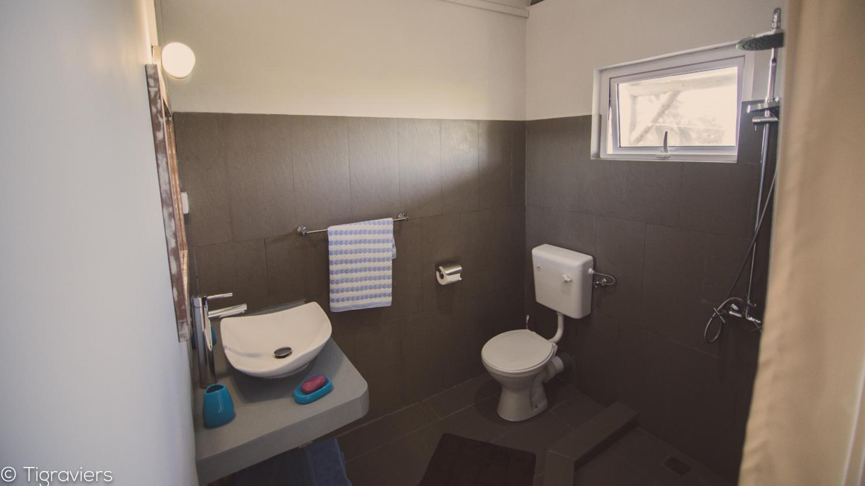 Double Room with Sea View - Photo 6