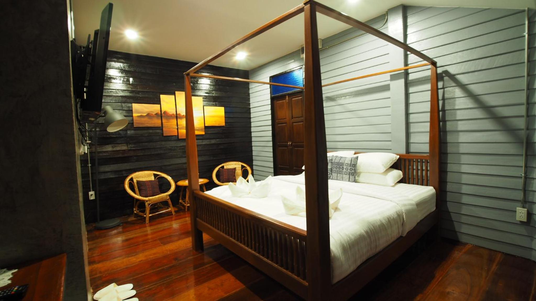 King Room with Spa Bath photo 3
