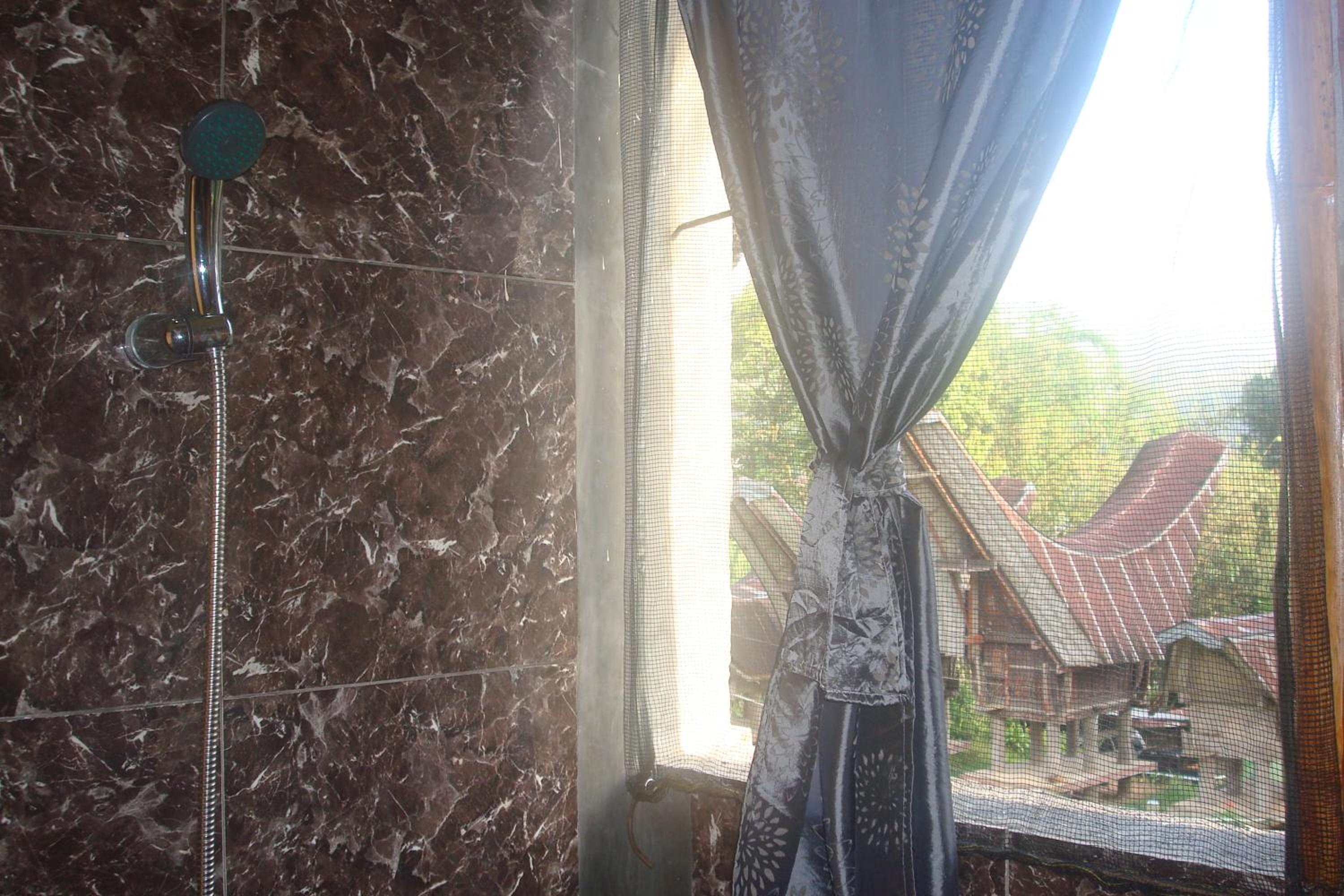 Deluxe Twin Room with Balcony photo 2