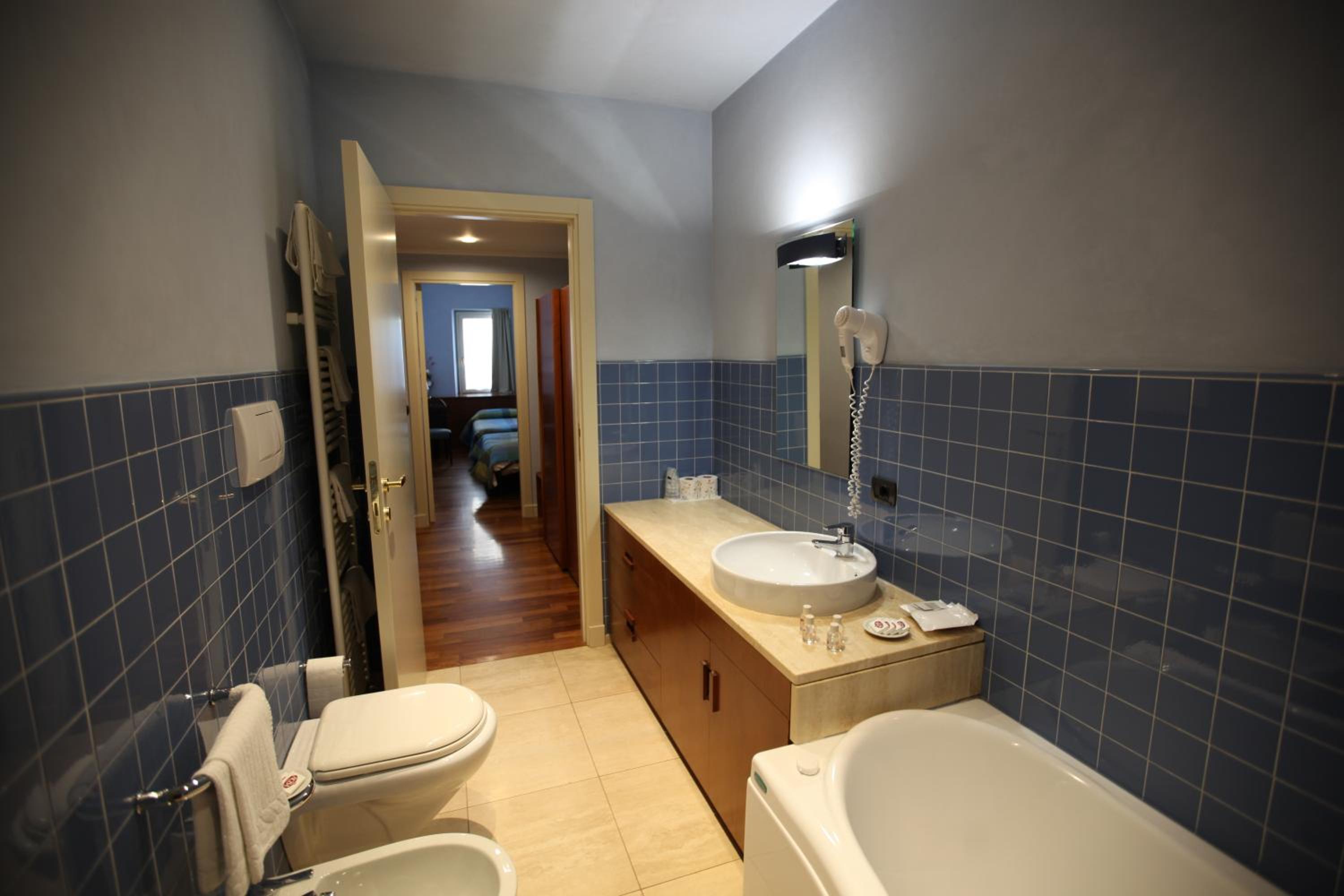 Family Room with Bath - Photo 4