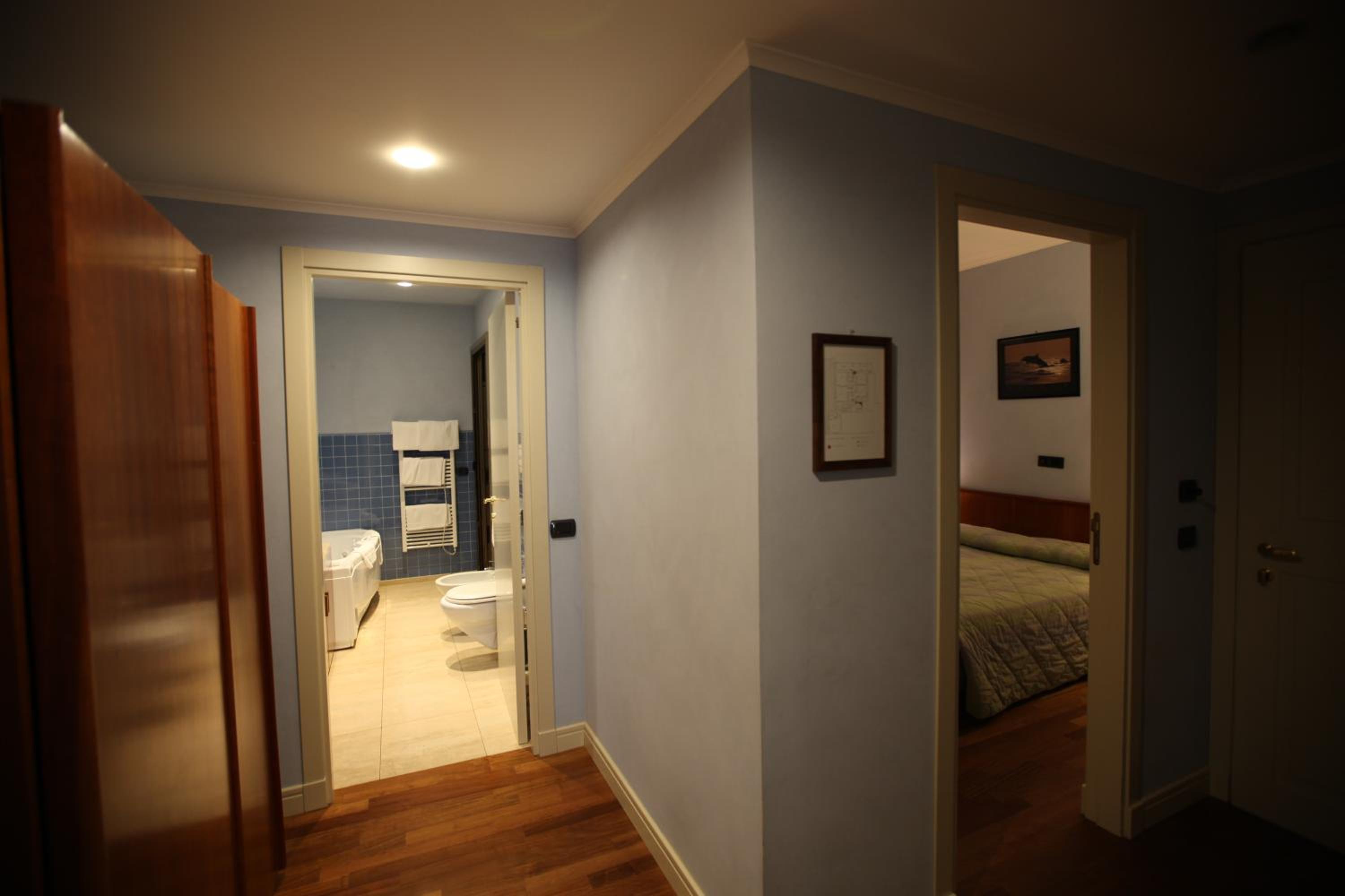 Family Room with Bath - Photo 2