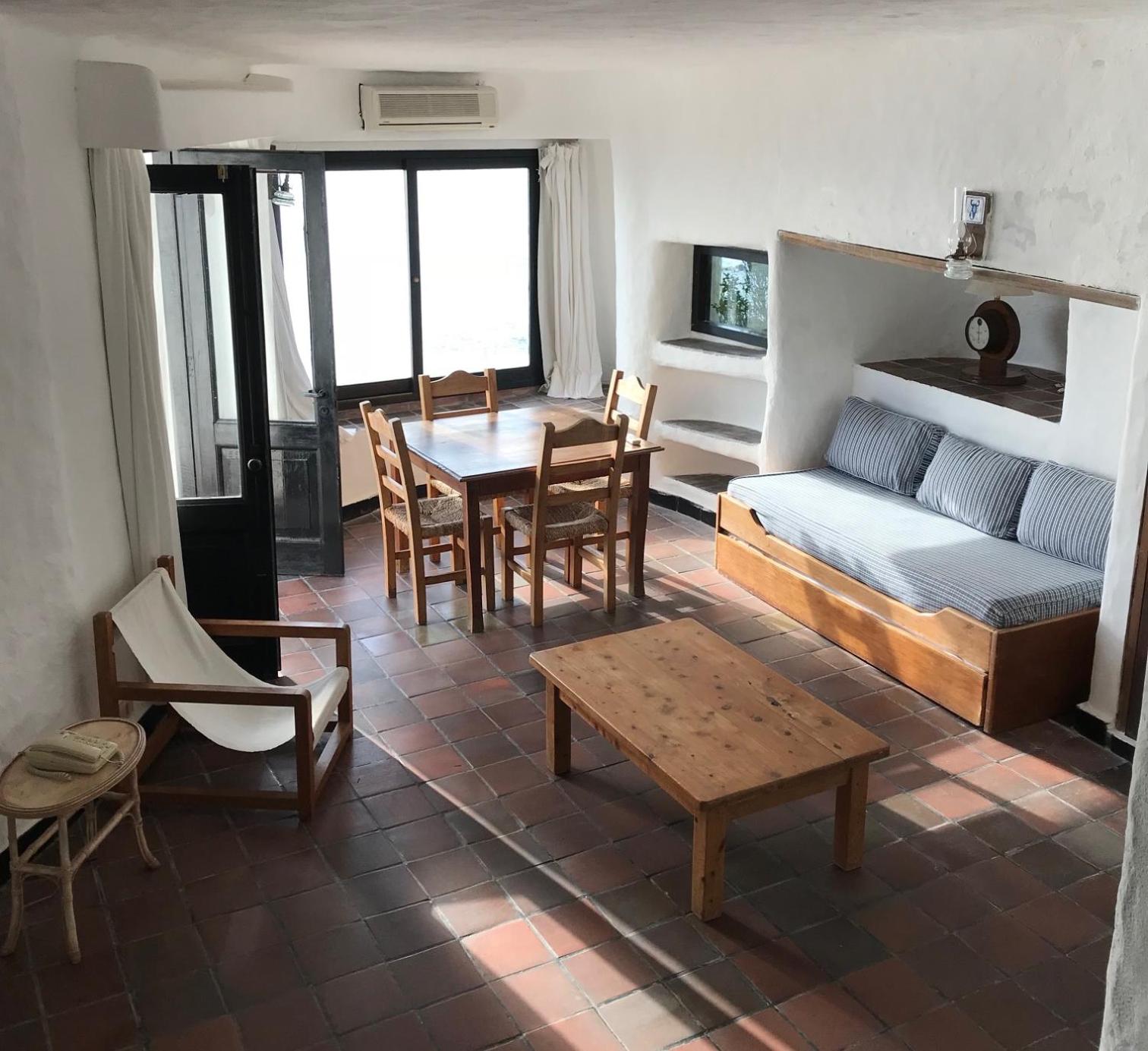 Apartment (2 Adults)