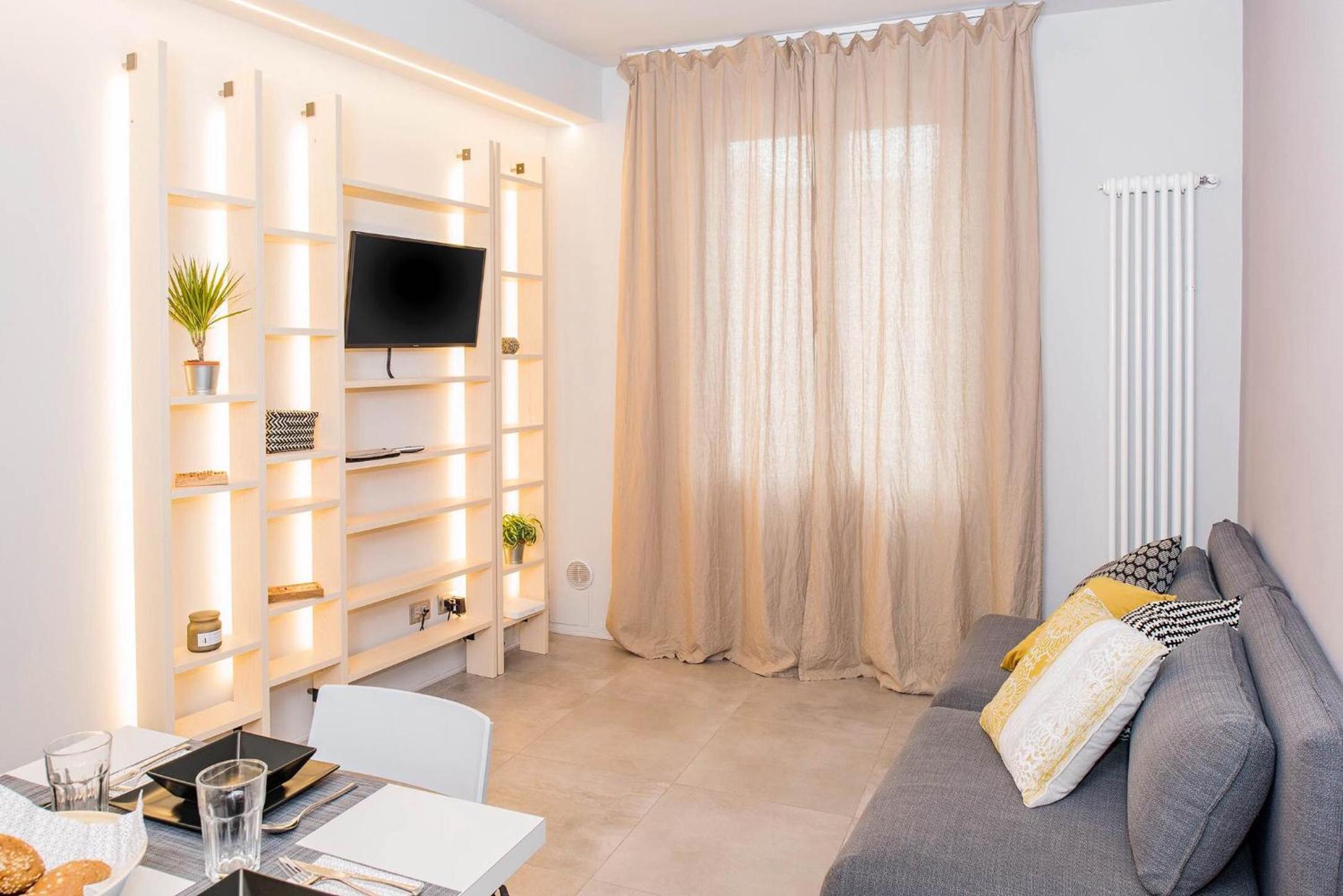 Deluxe Apartment
