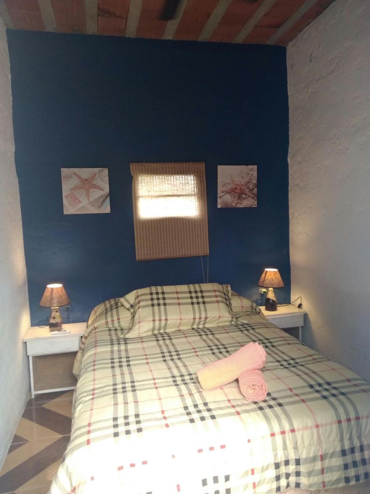 Family Room with Bathroom photo 3
