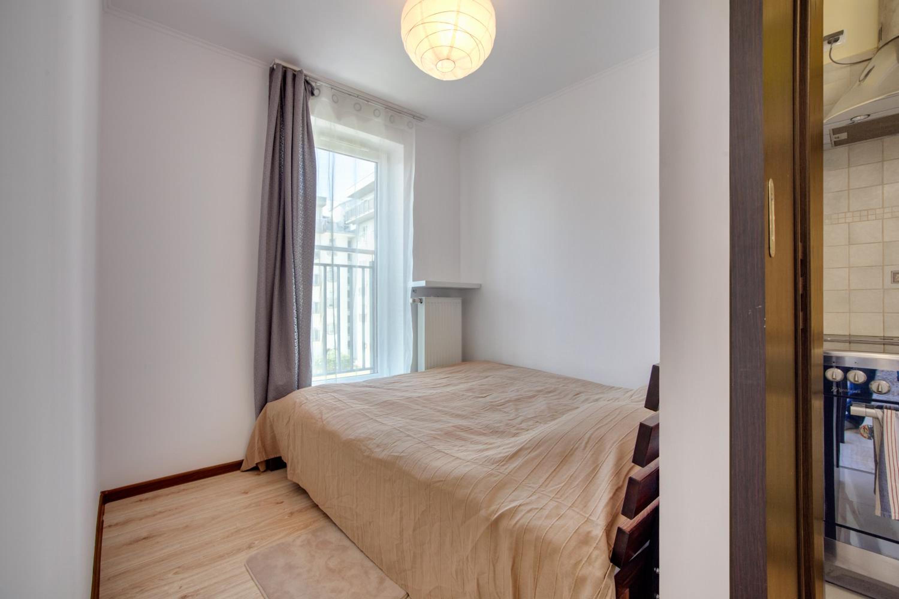 One-Bedroom Apartment - Photo 1