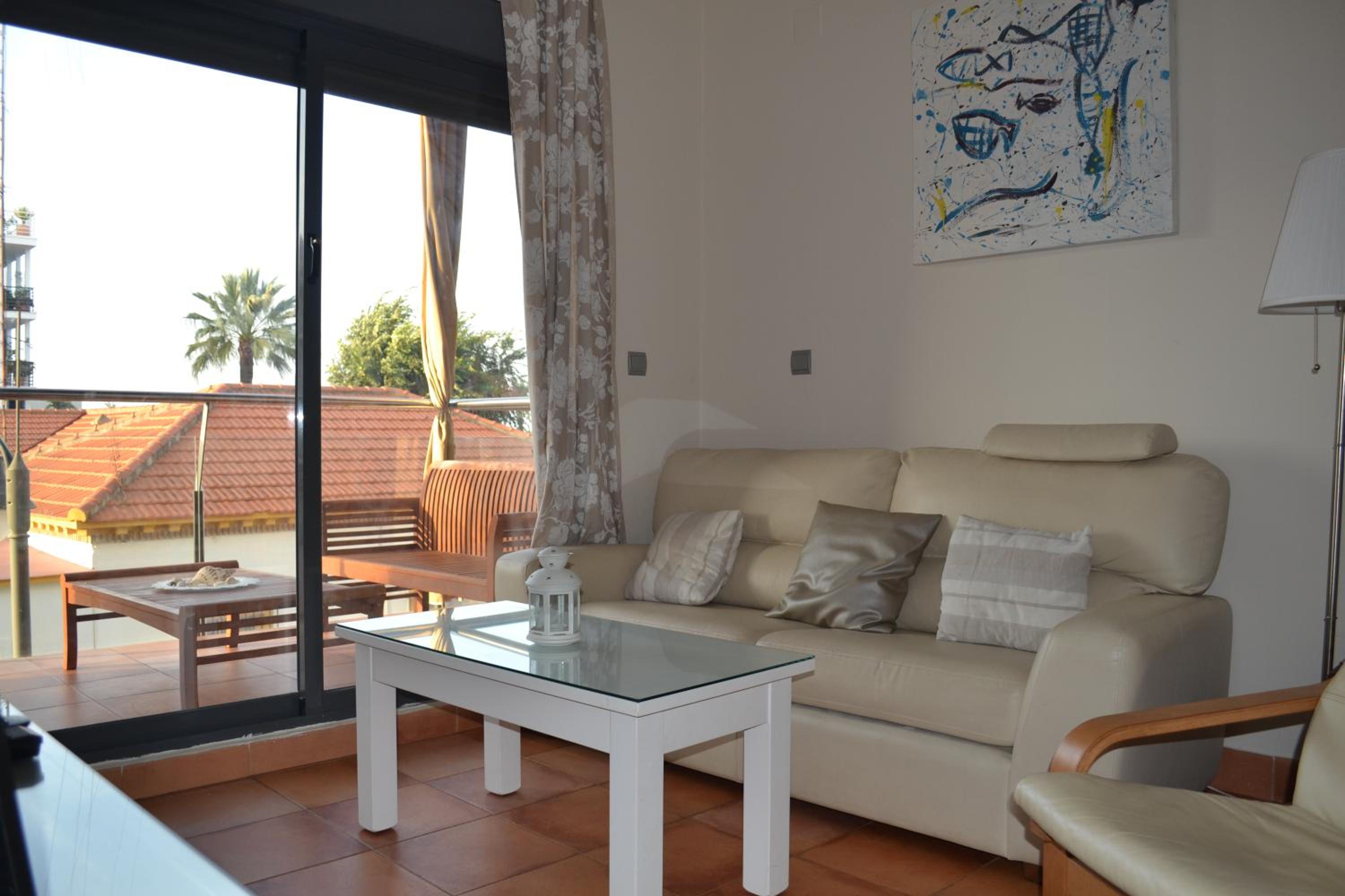Apartment with Sea View photo 2