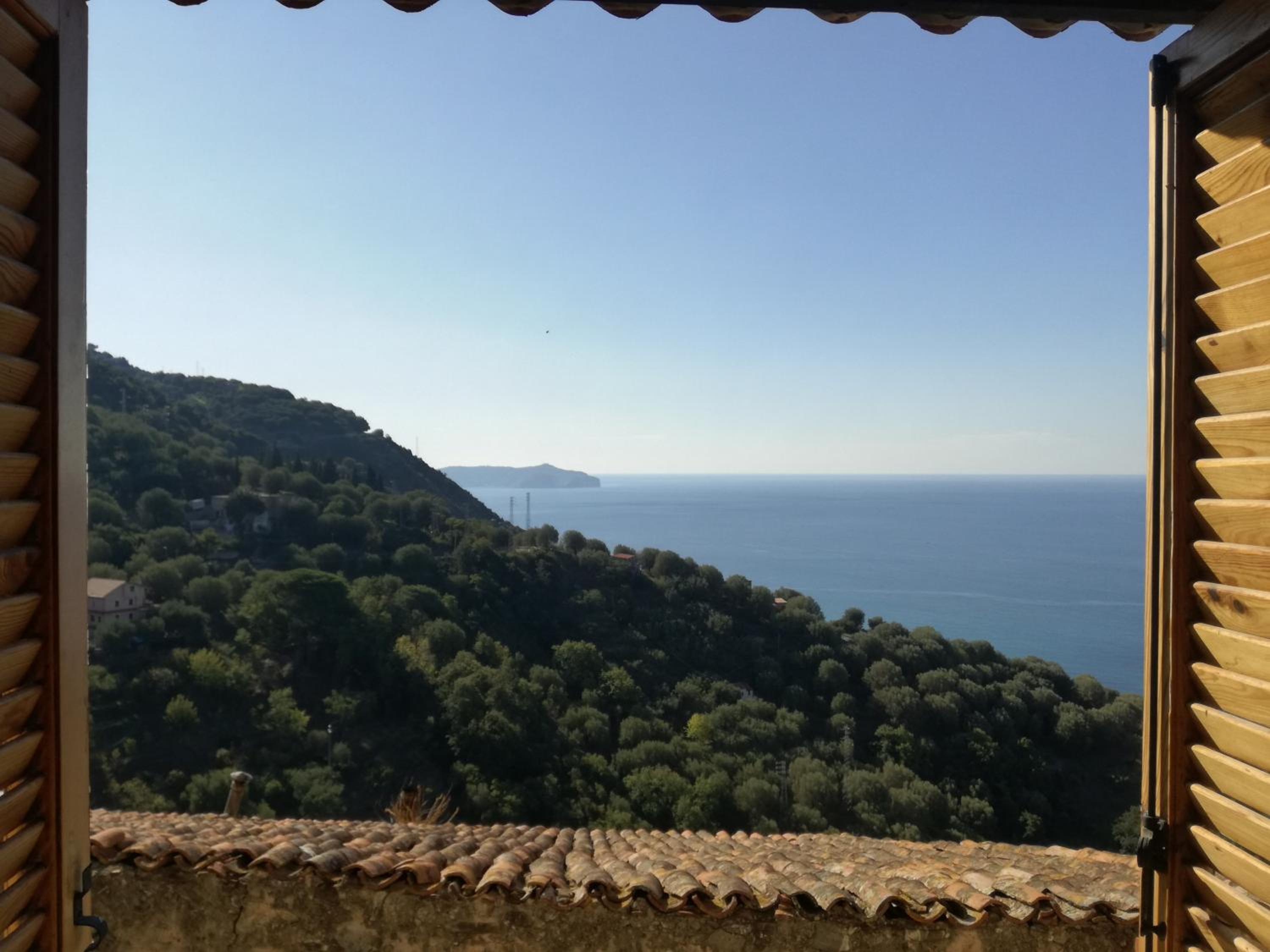 Single Room with Sea View - Separate Building photo 2