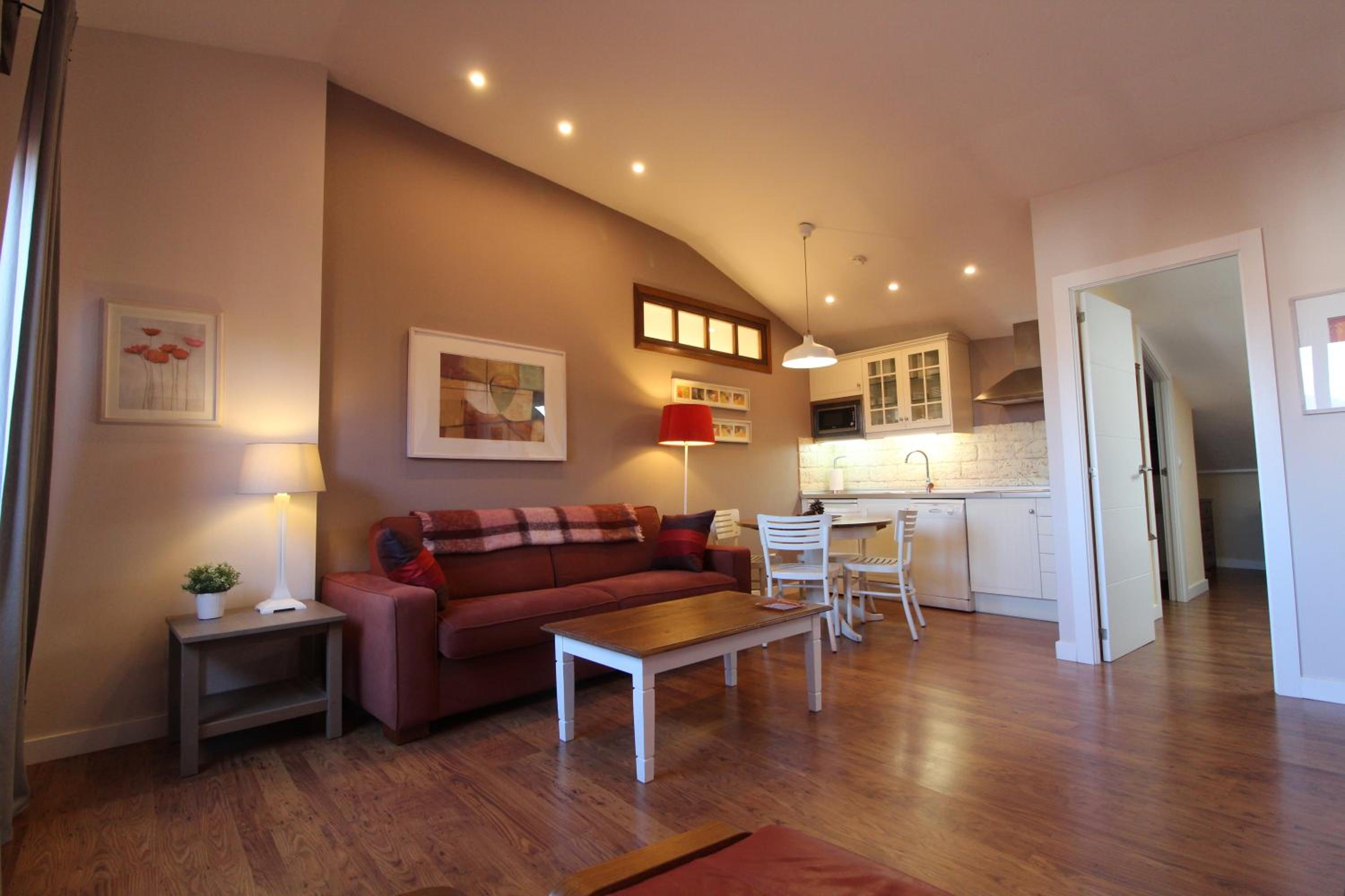 One-Bedroom Penthouse photo 2
