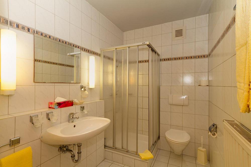 Double Room - Photo 4
