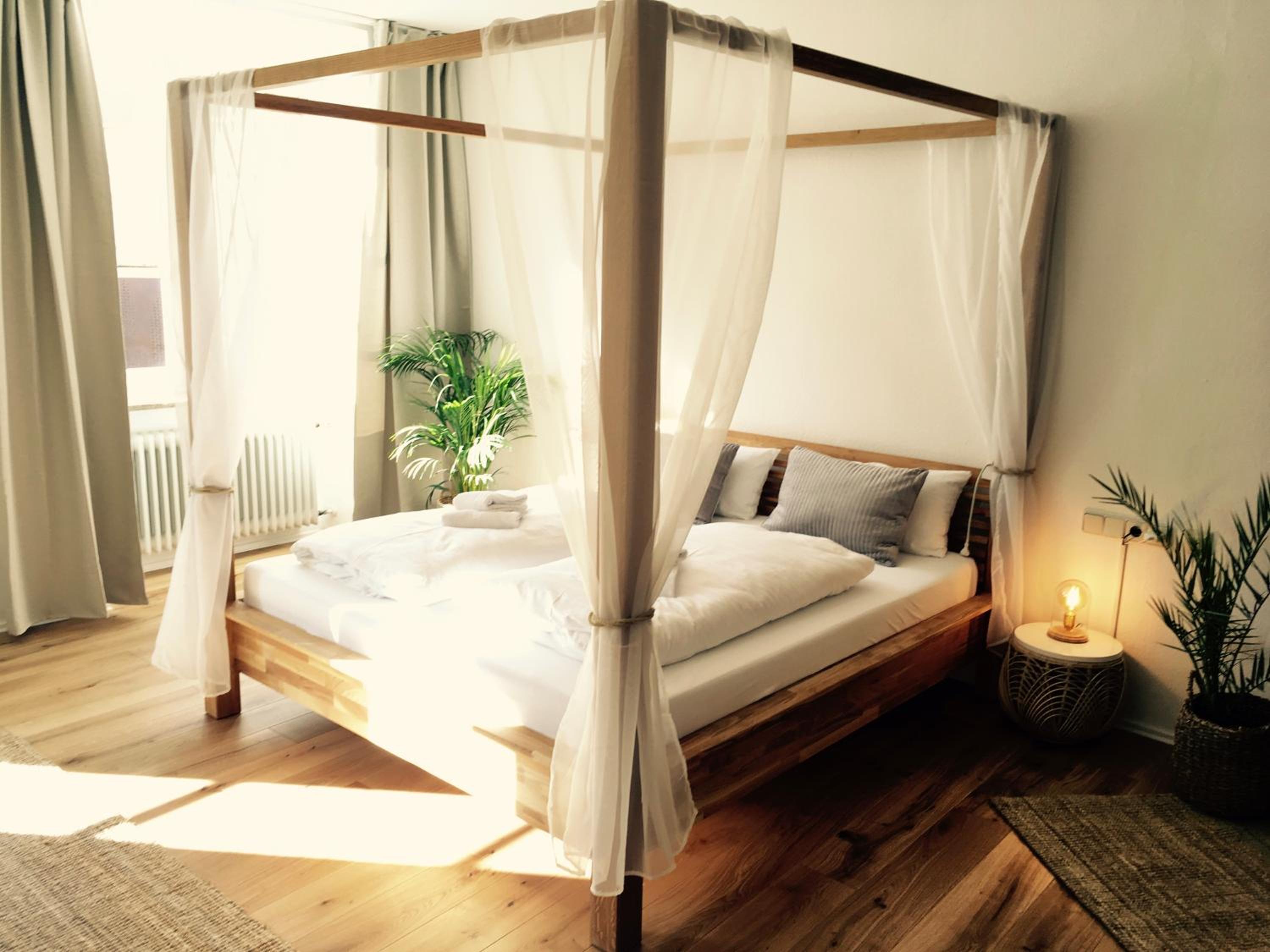 Suite with City View - Photo 7