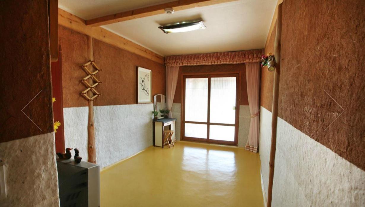 Korean-Style Standard Studio photo 1