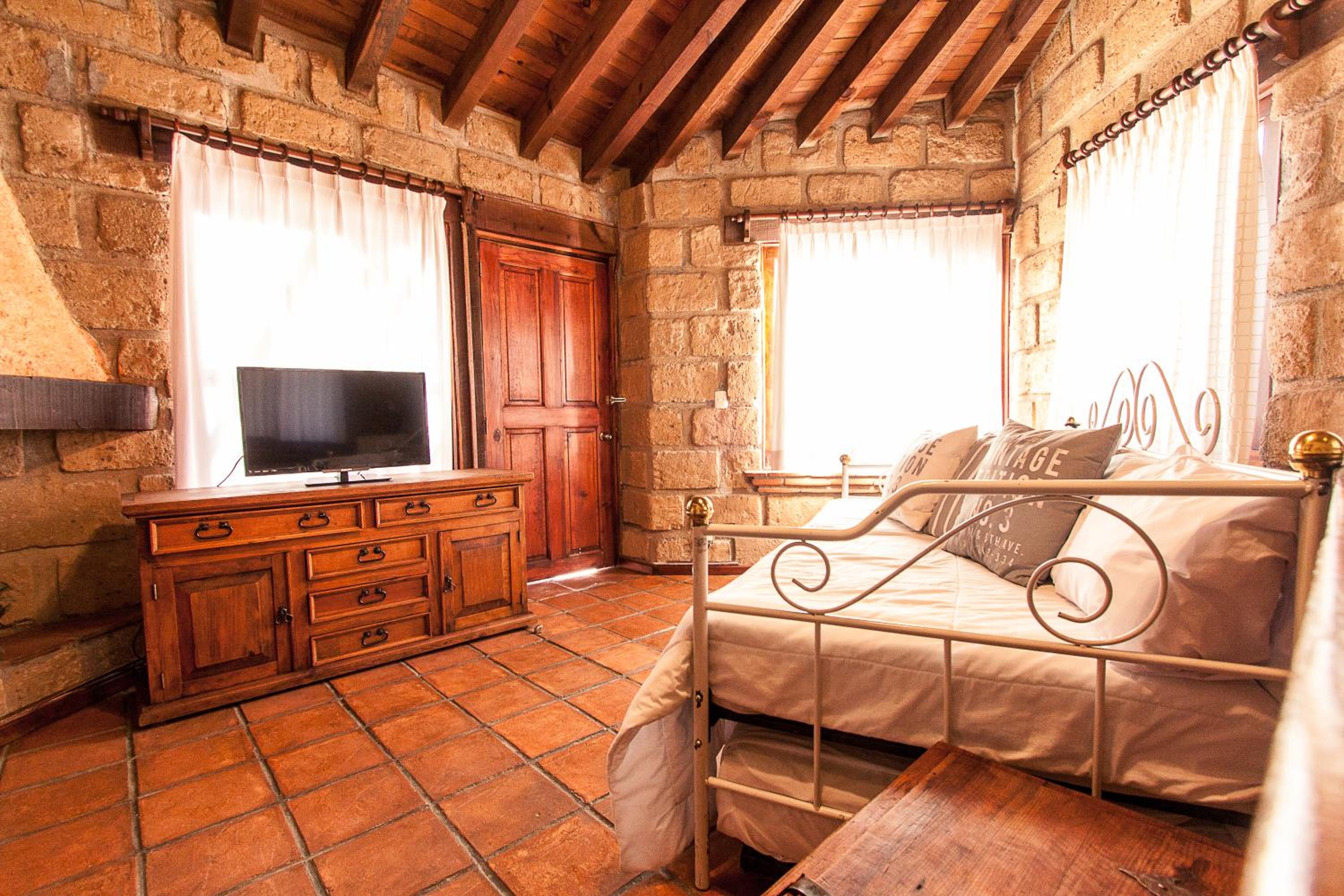 Villa photo 3