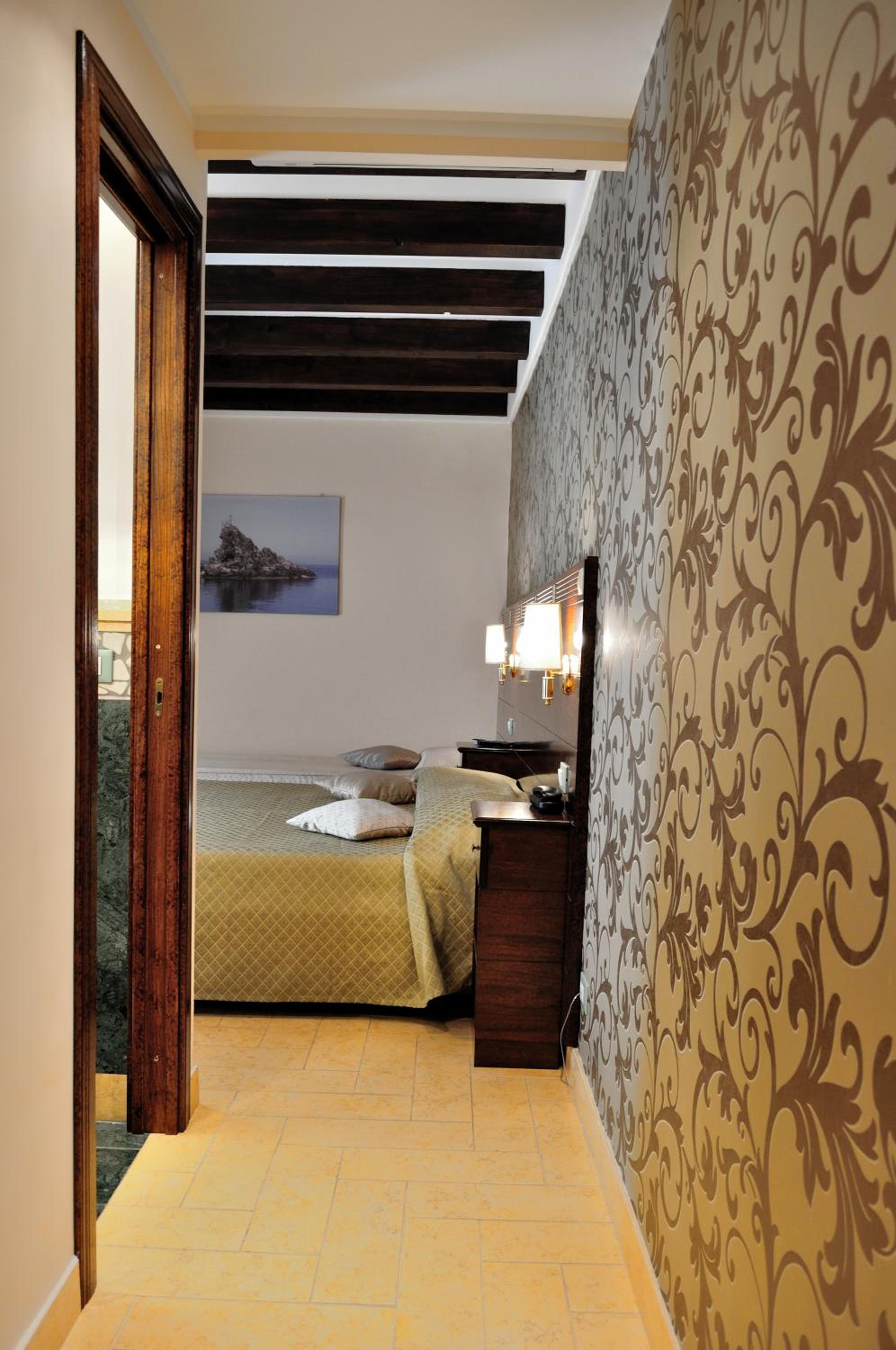 Superior Double or Twin Room photo 1