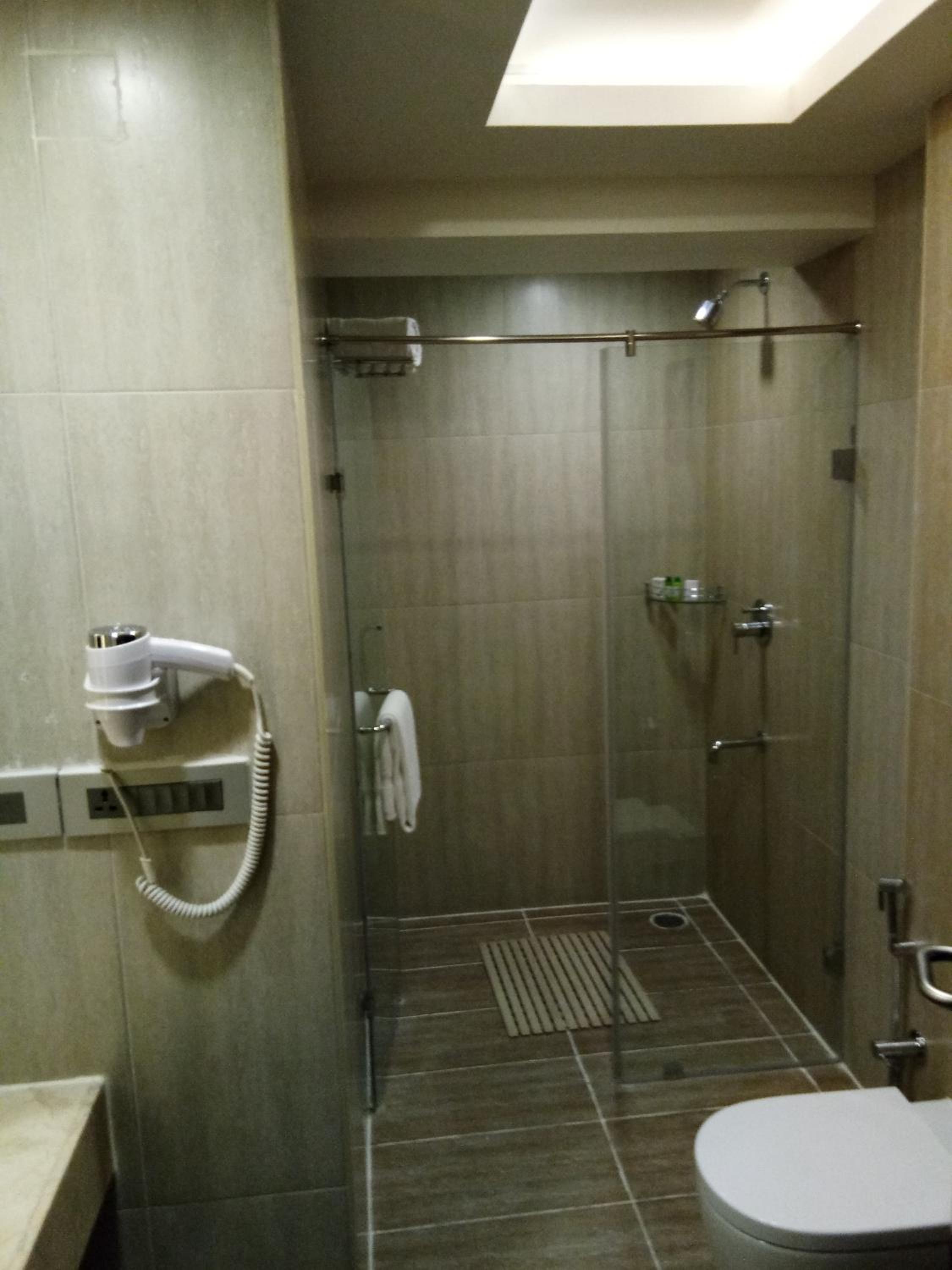 Deluxe Grand View Room