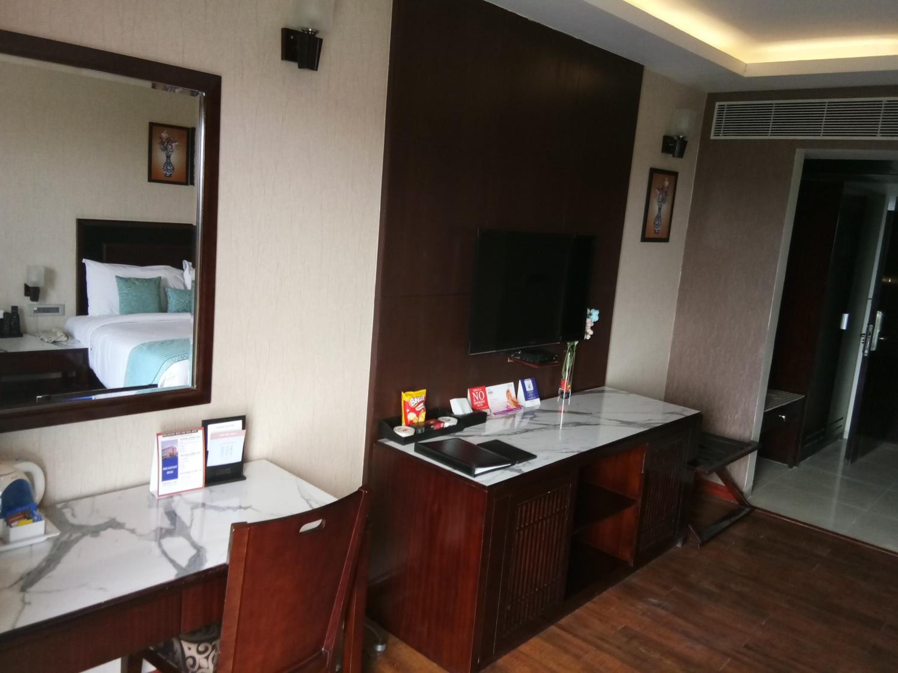 Club Room Club Room