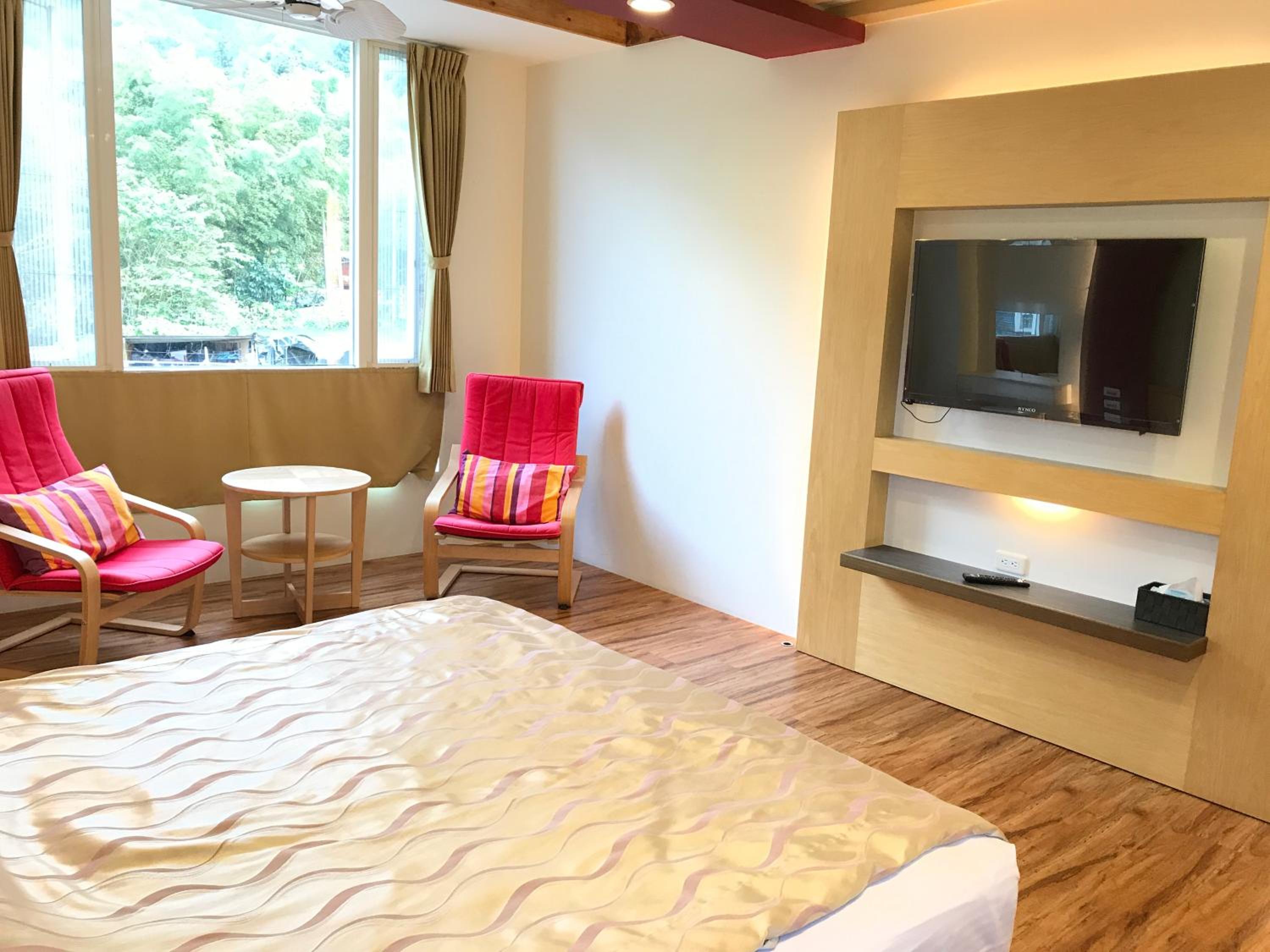 Standard Double Room photo 3