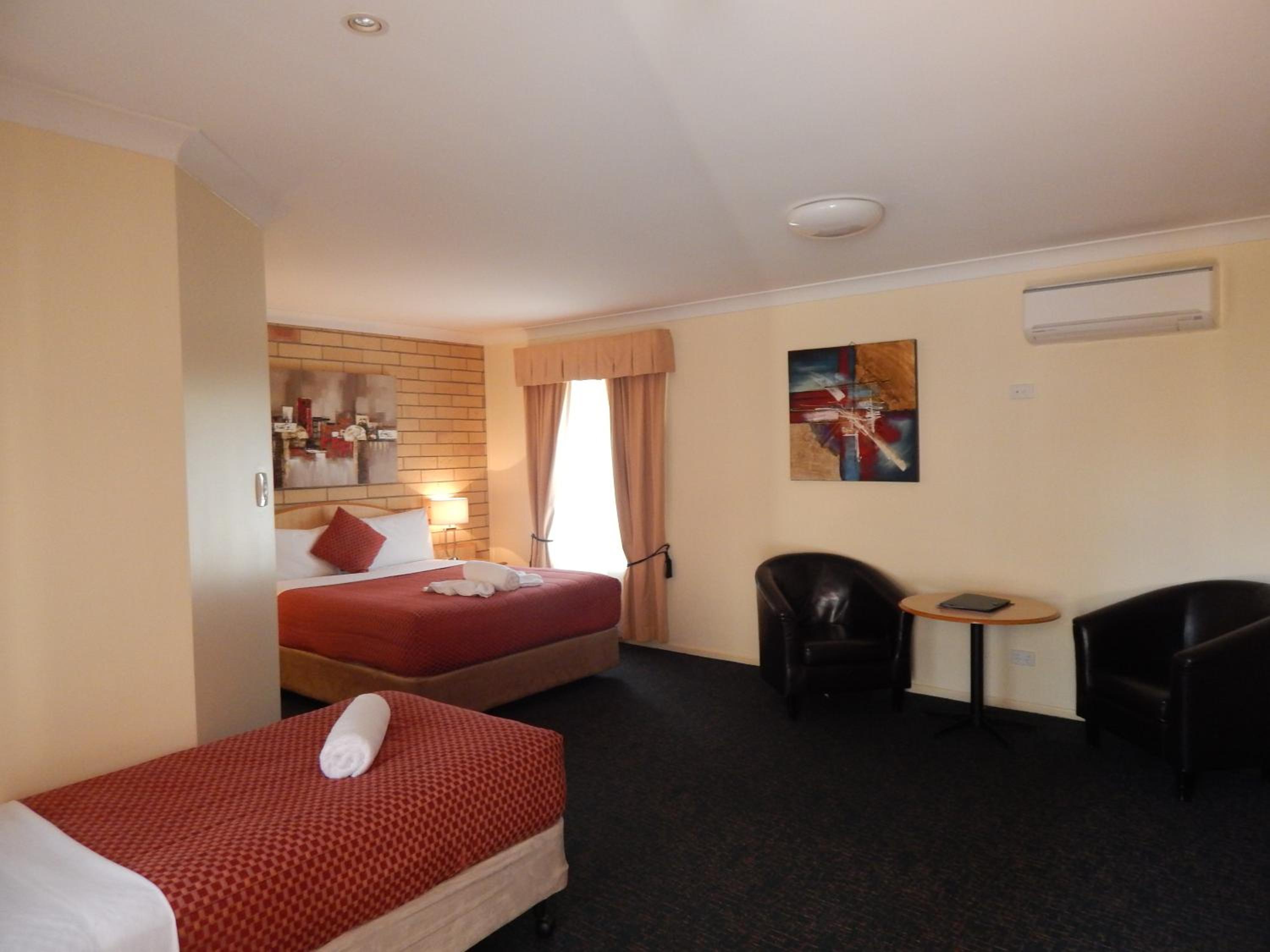 Deluxe Twin Room