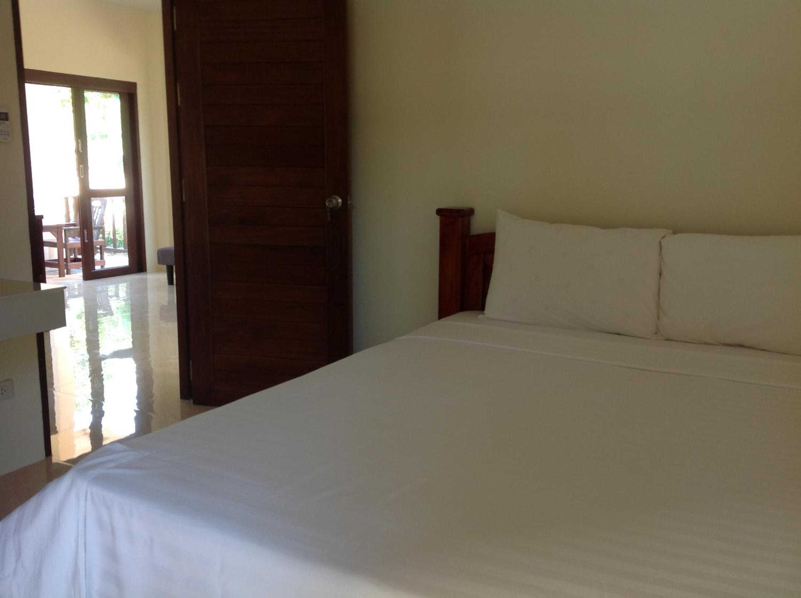 Apartment with Sea View photo 2