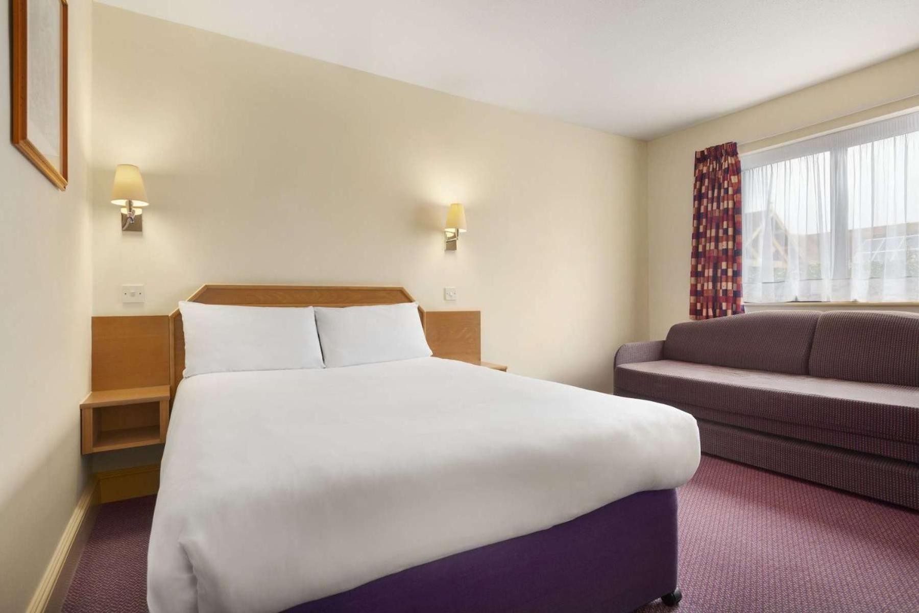 Business Double Room - Photo 2