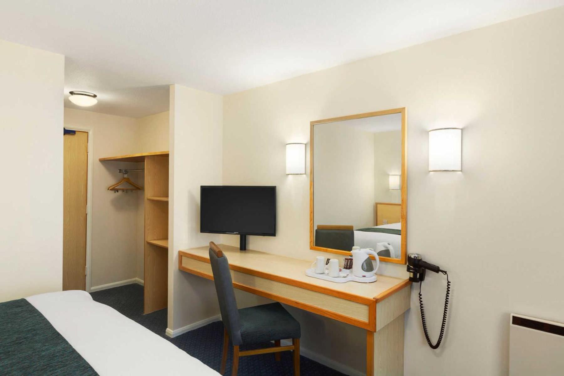 Double Room with Sofa Bed and Pull-out Bed photo 3